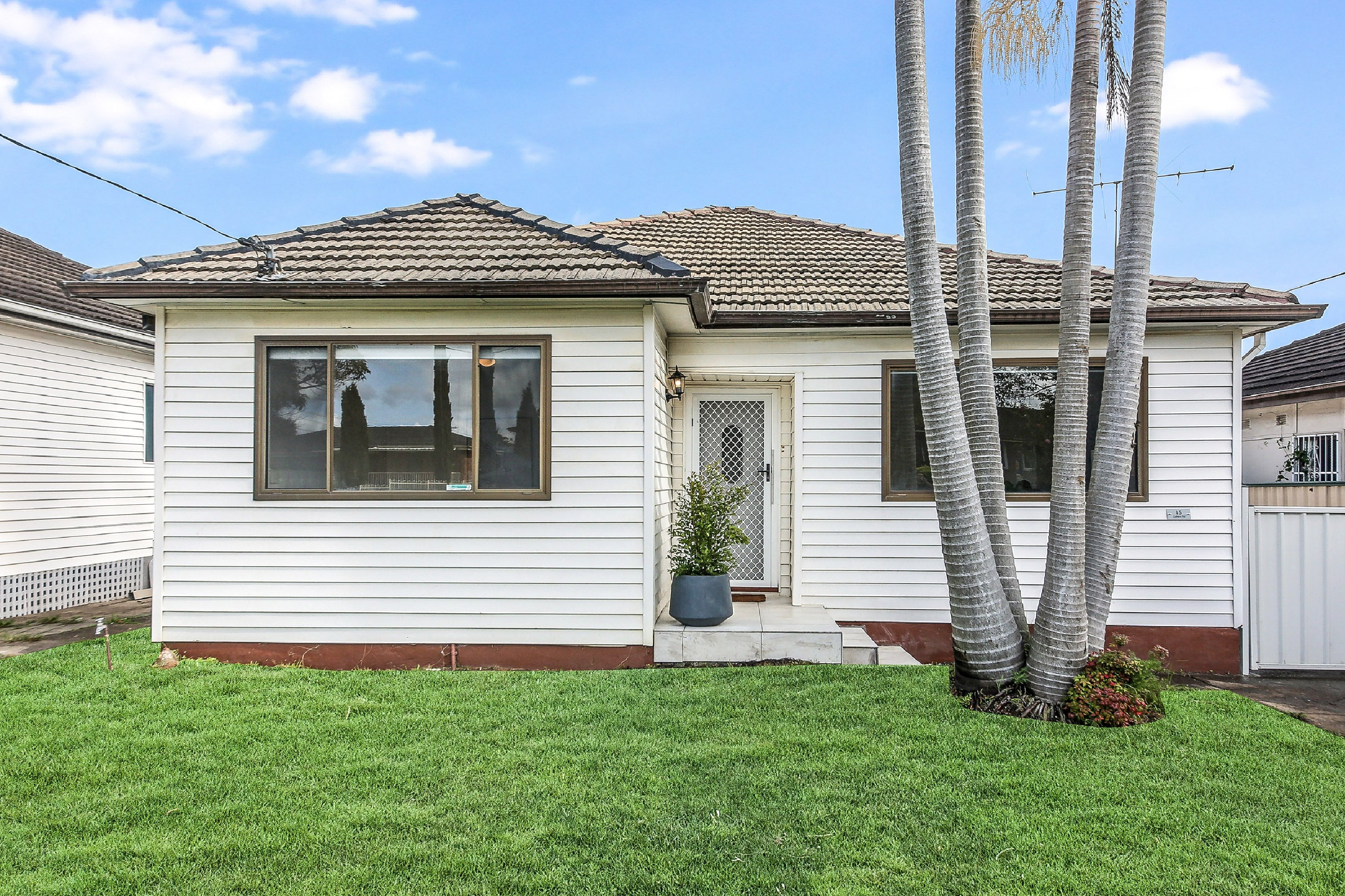 15 Cullens Road, Punchbowl NSW 2196