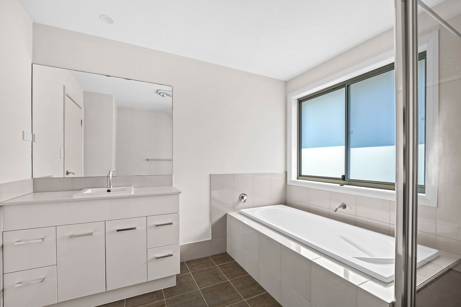 14 Gruen Place — photo 10 of 17