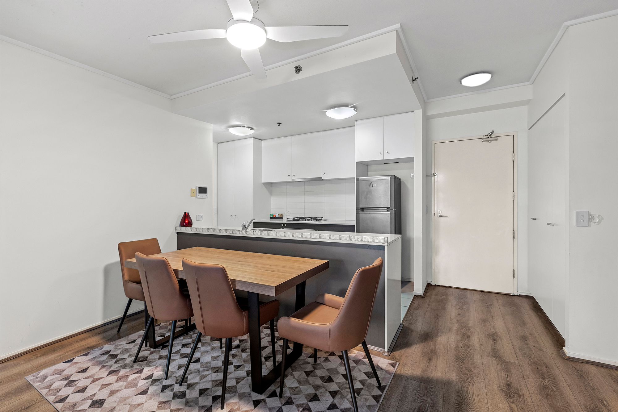 14/454 Upper Edward Street — photo 6 of 20