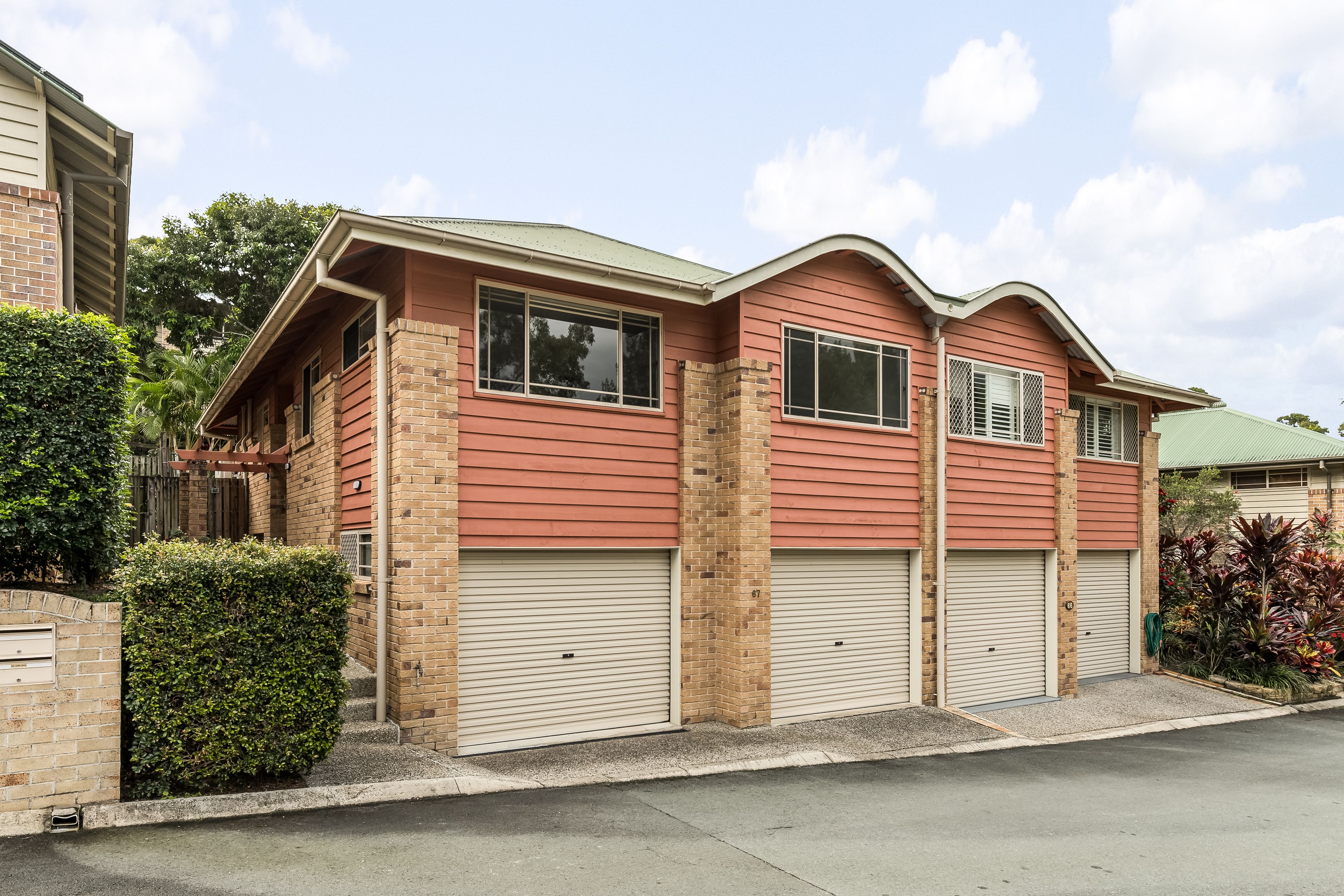 67/360 Simpsons Road — photo 11 of 13