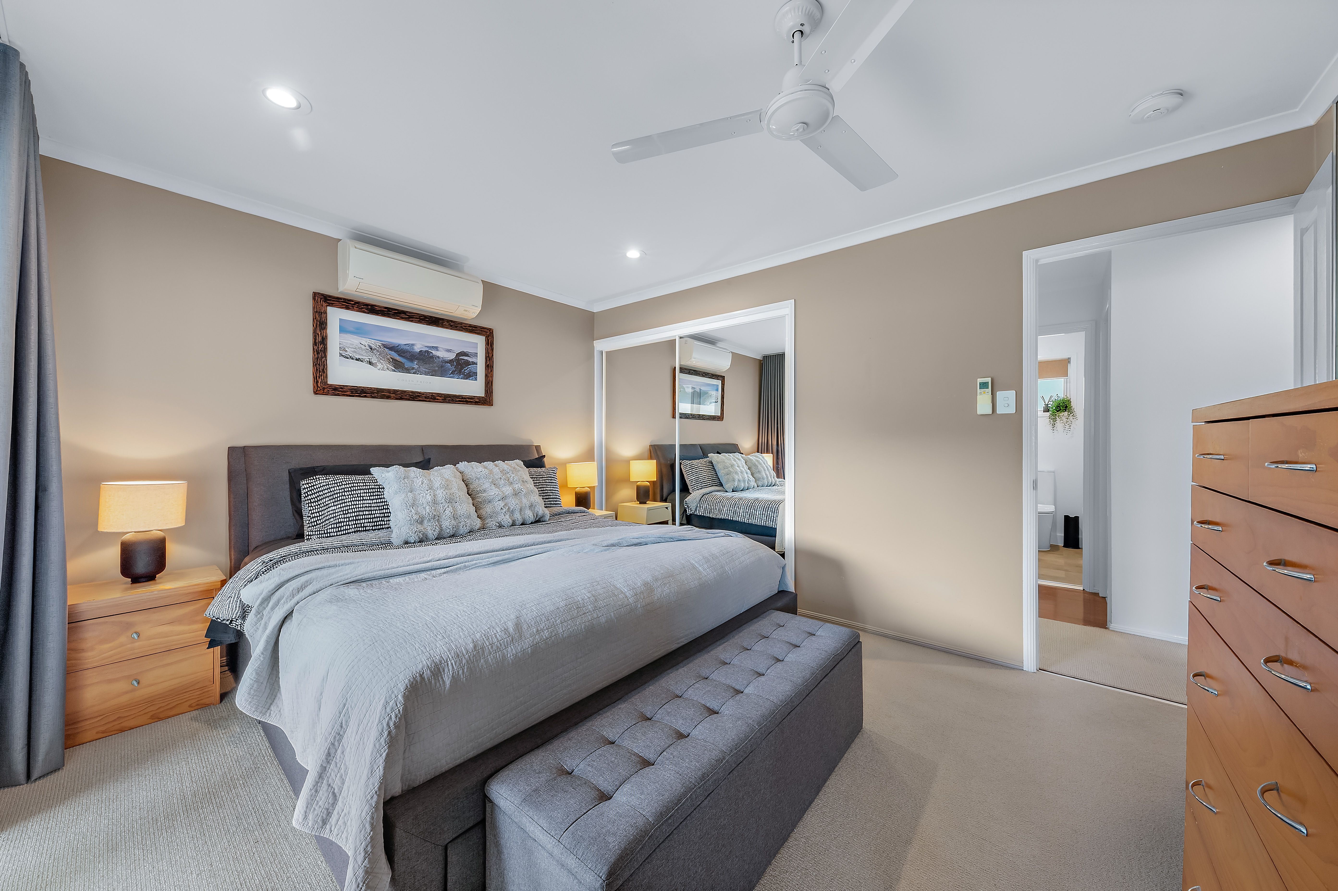 10 Grace Avenue — photo 10 of 24