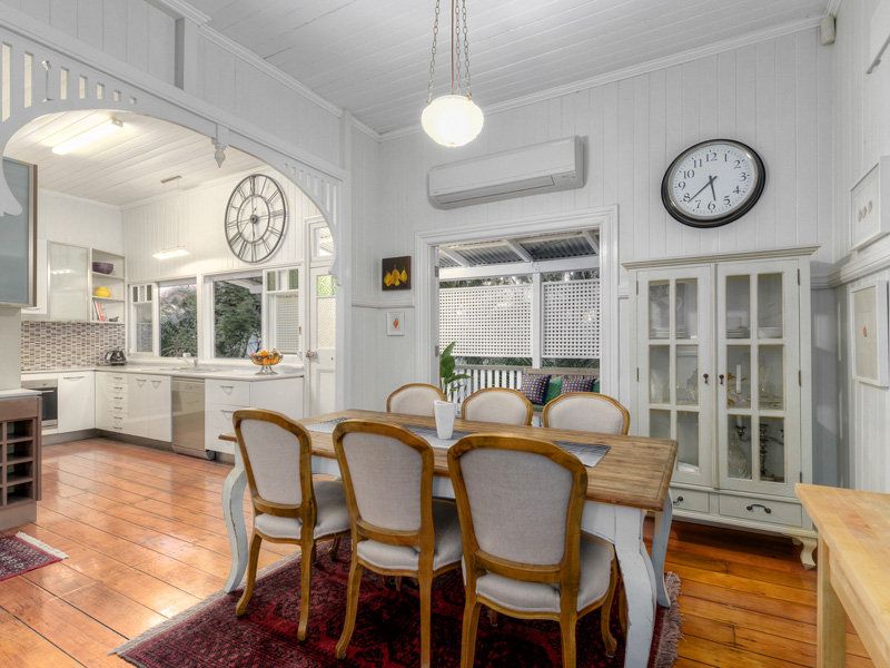 24 Barton Street, Hawthorne, QLD 4171