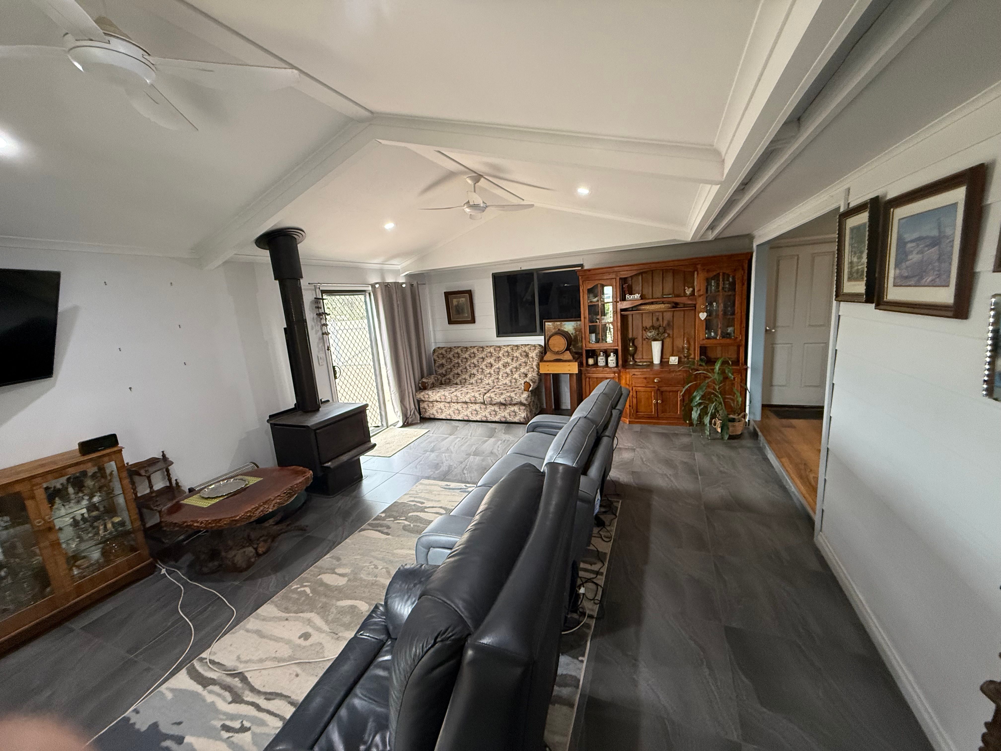 17 Chapman Road — photo 11 of 25