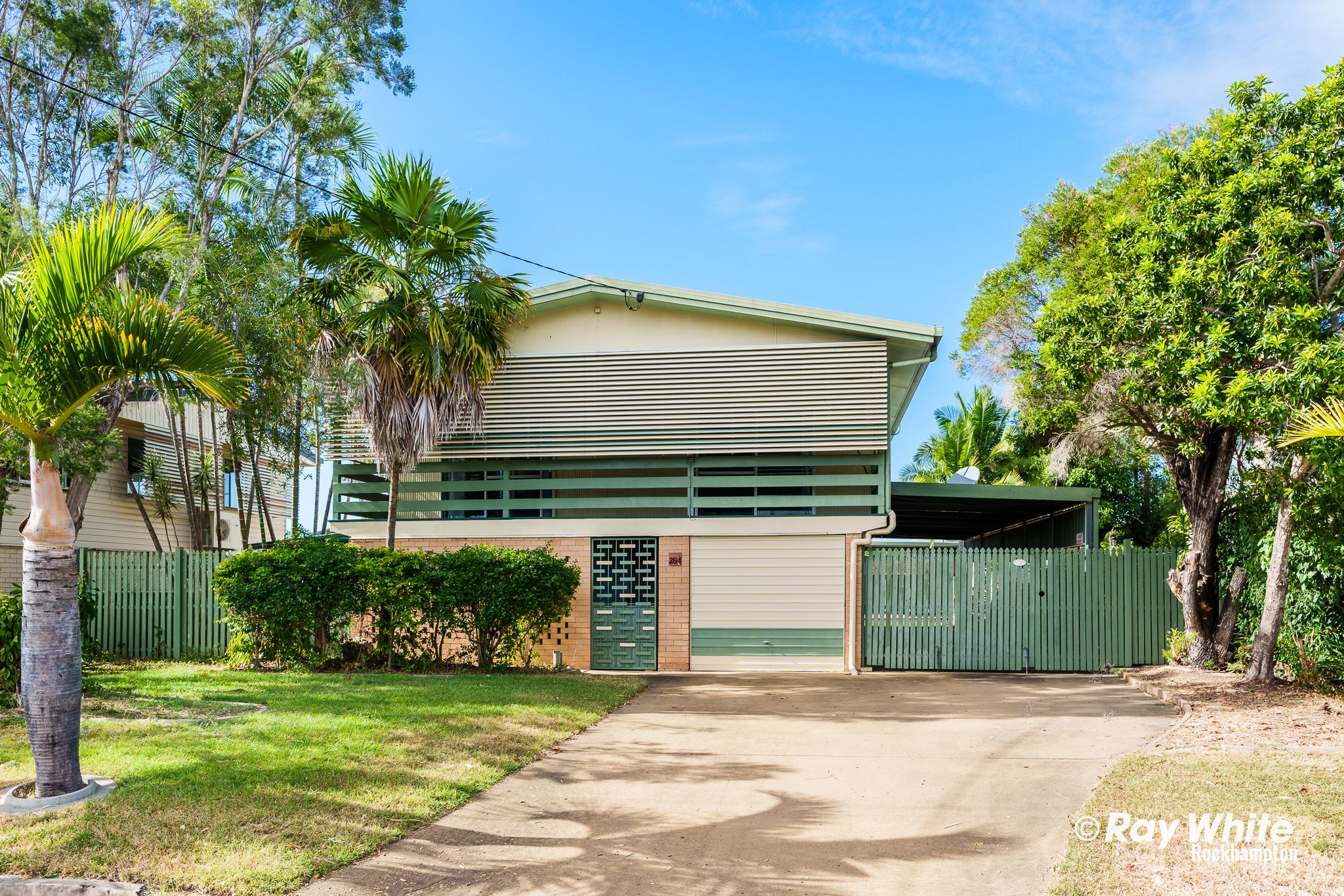 284 Richardson Road, Park Avenue, QLD 4701