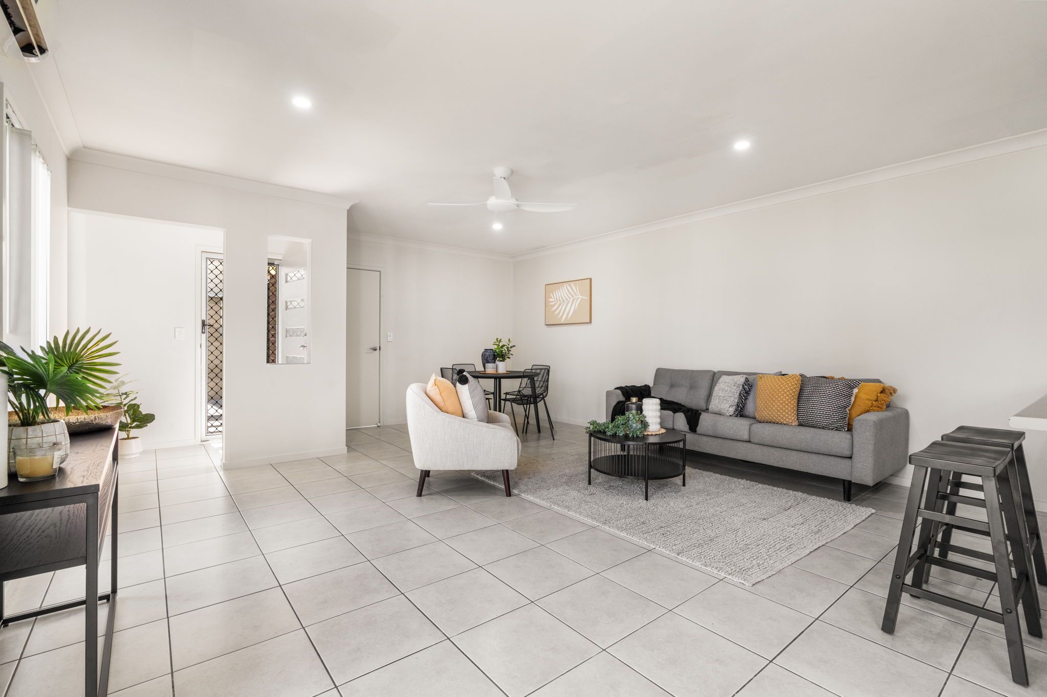 2/12 Lamington Drive, Redbank Plains, QLD 4301