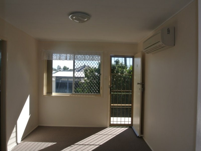 2/64 Tarana Street, Camp Hill, QLD 4152