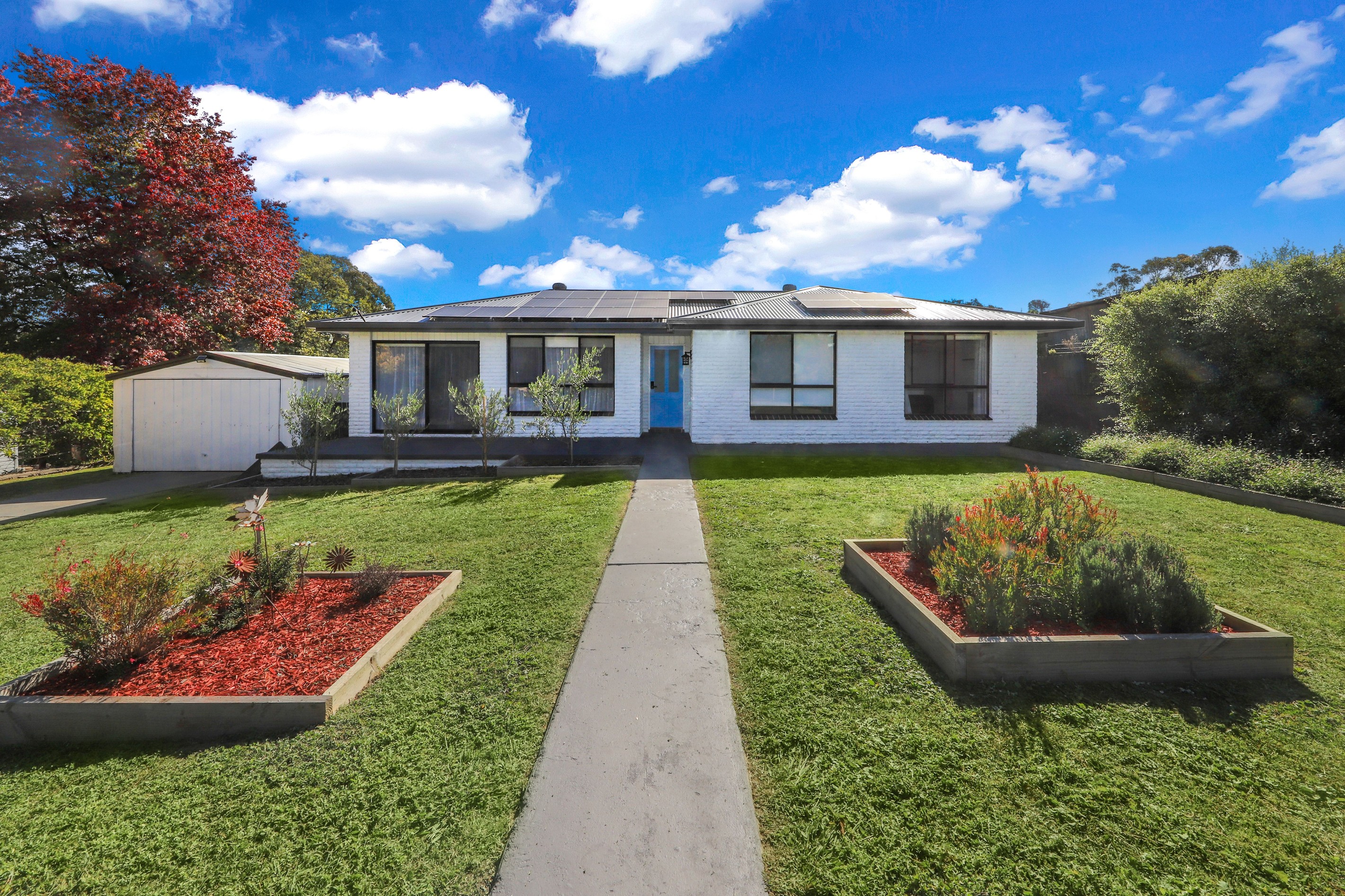 1 Camp Street, Adelong, NSW 2729