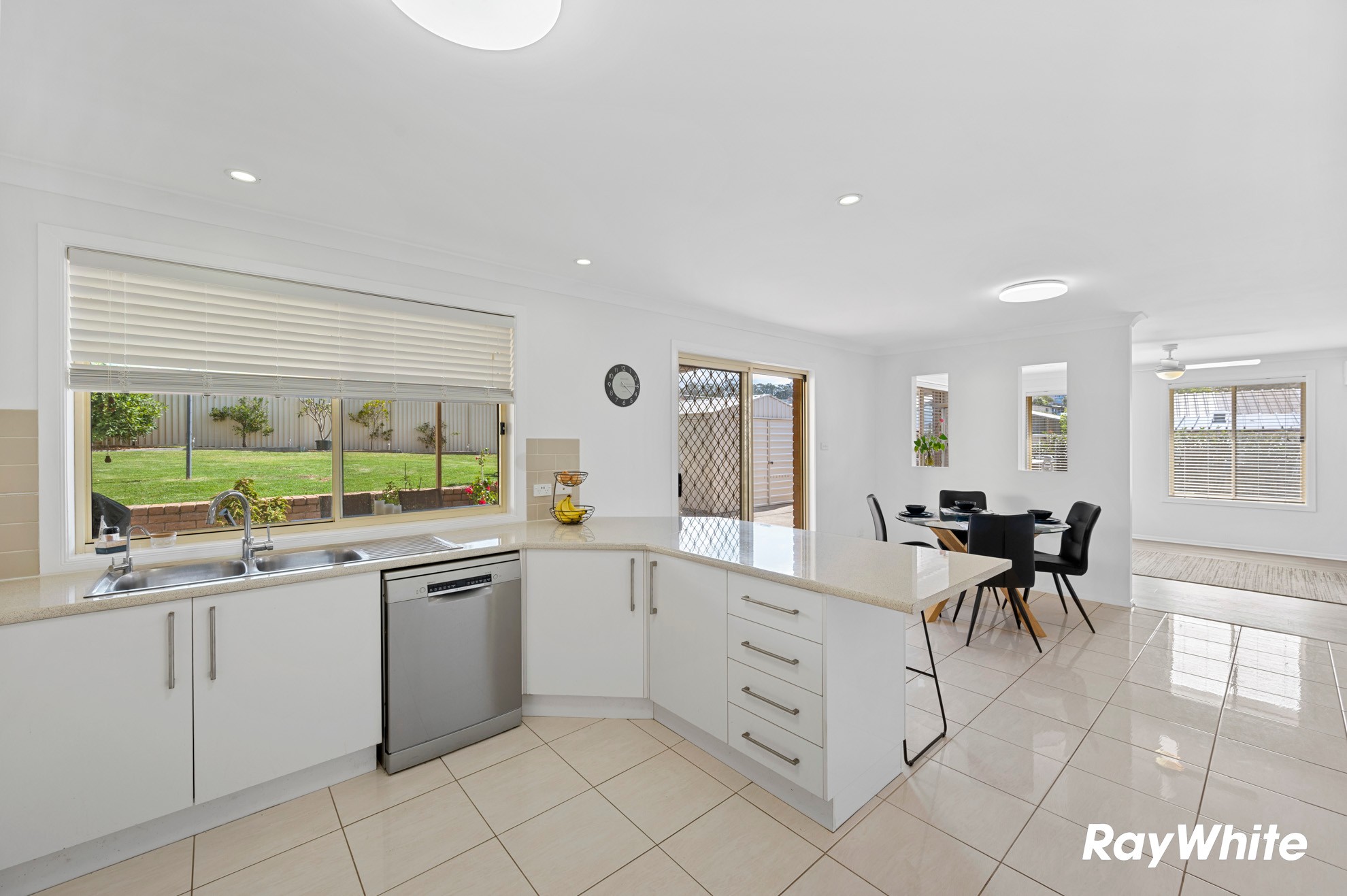 3 Andrew Avenue, Tuross Head, NSW 2537