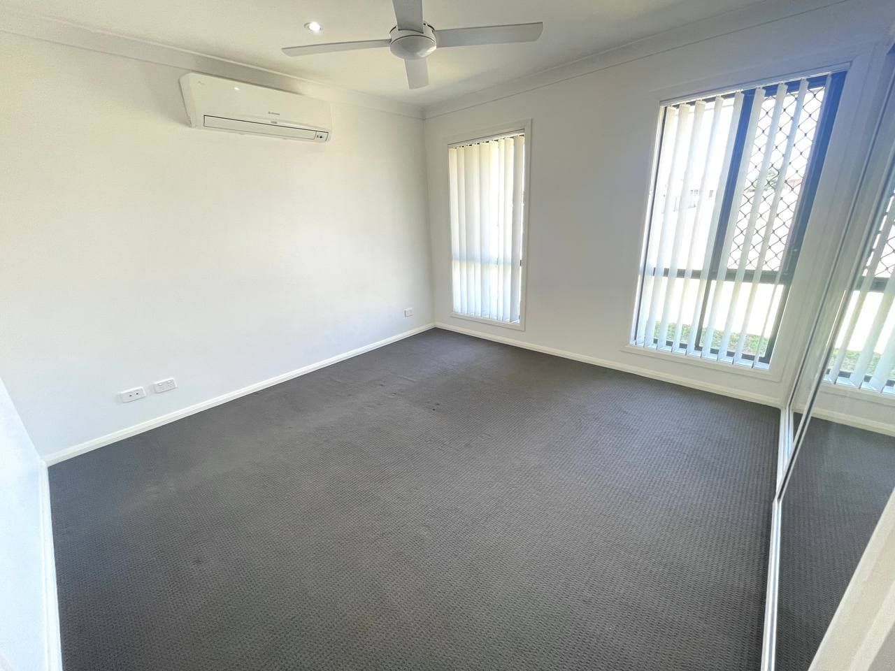 8 Rex Aubrey Place, Parkes, NSW 2870
