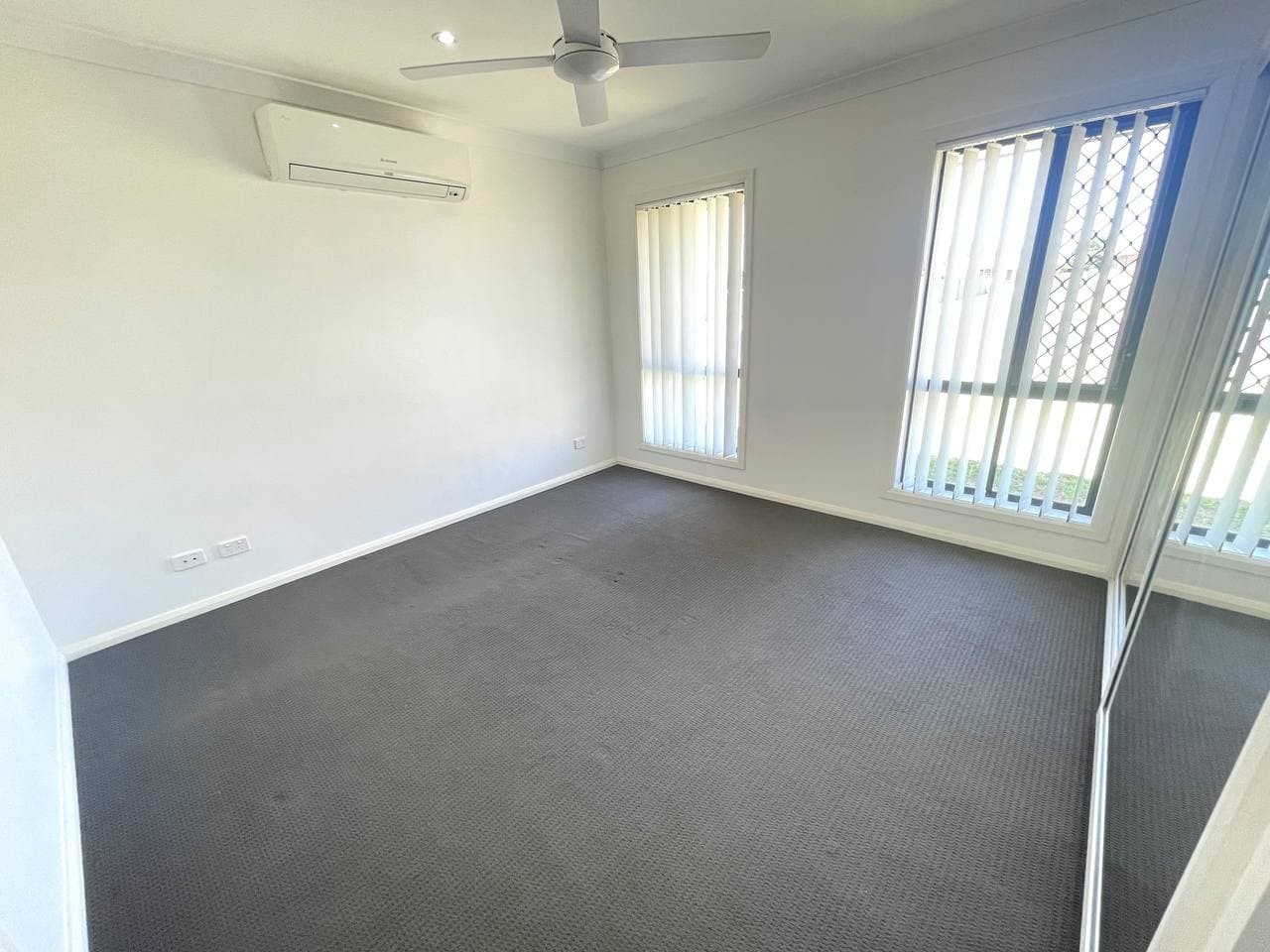 8 Rex Aubrey Place, Parkes, NSW 2870
