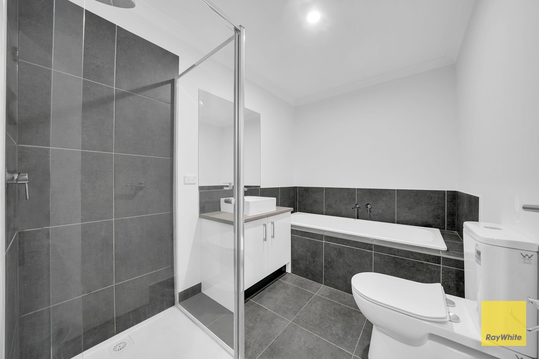 32 Dexter Street — photo 12 of 22