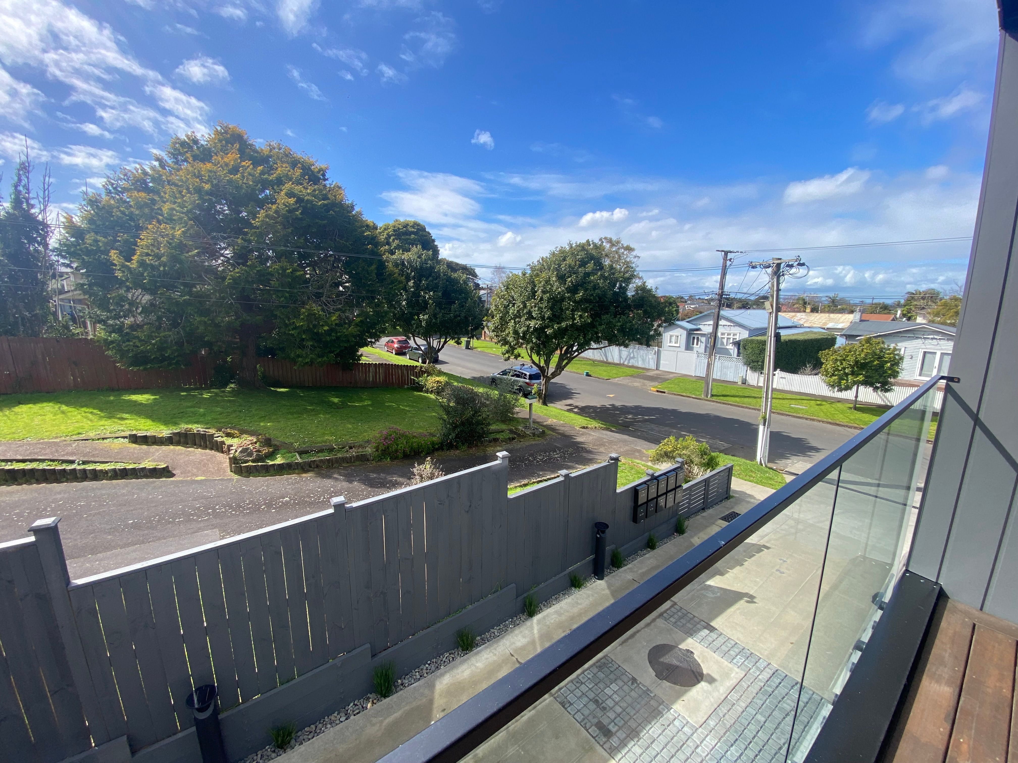 10/10 Boyd Avenue, Royal Oak, Auckland City