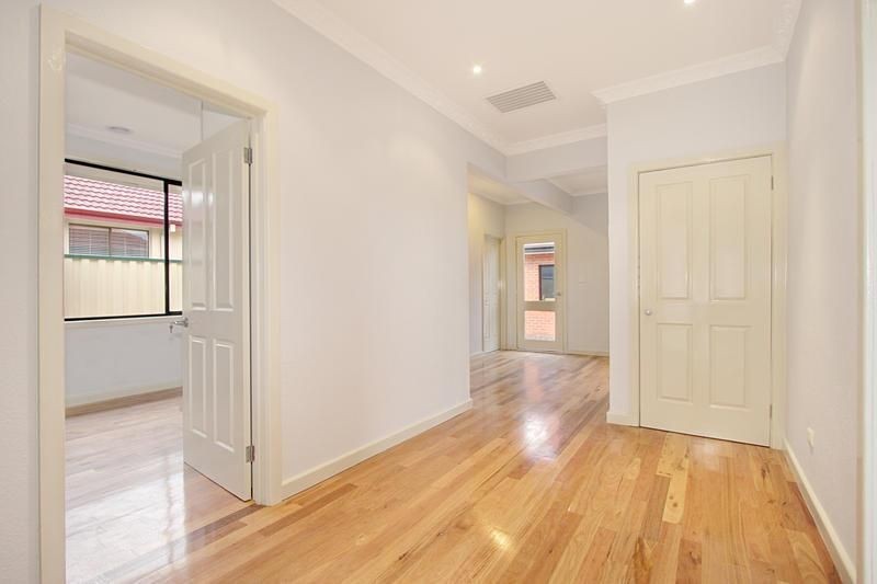 1/10 Royalty Street, Clayton, VIC 3168