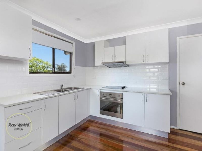 10 Madden Street, Silkstone, QLD 4304