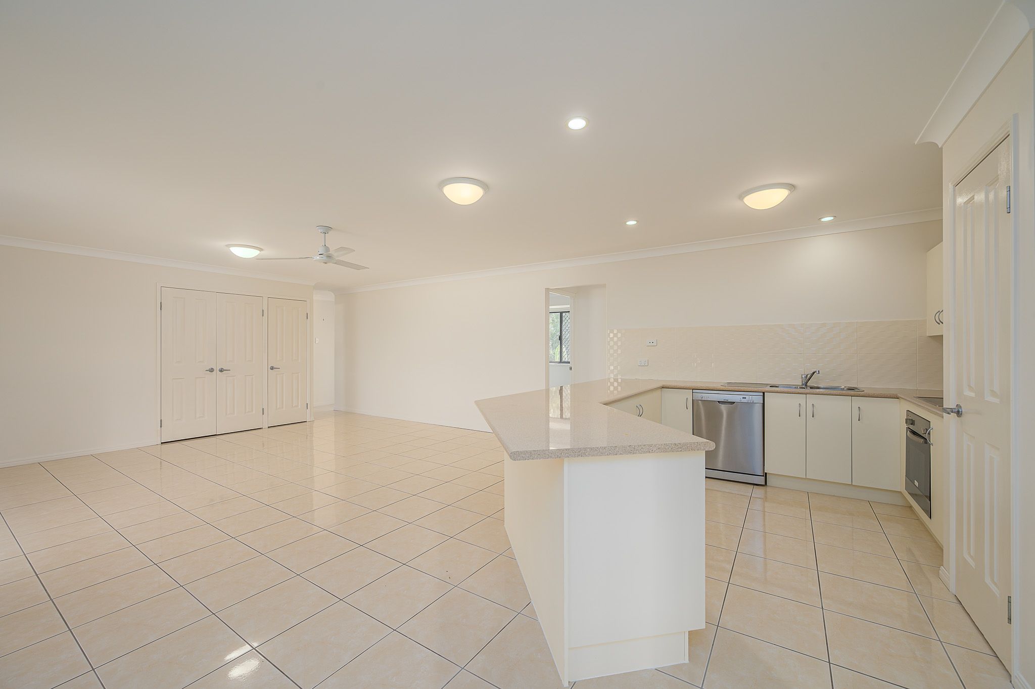 7 Dolphin Terrace, South Gladstone, QLD 4680