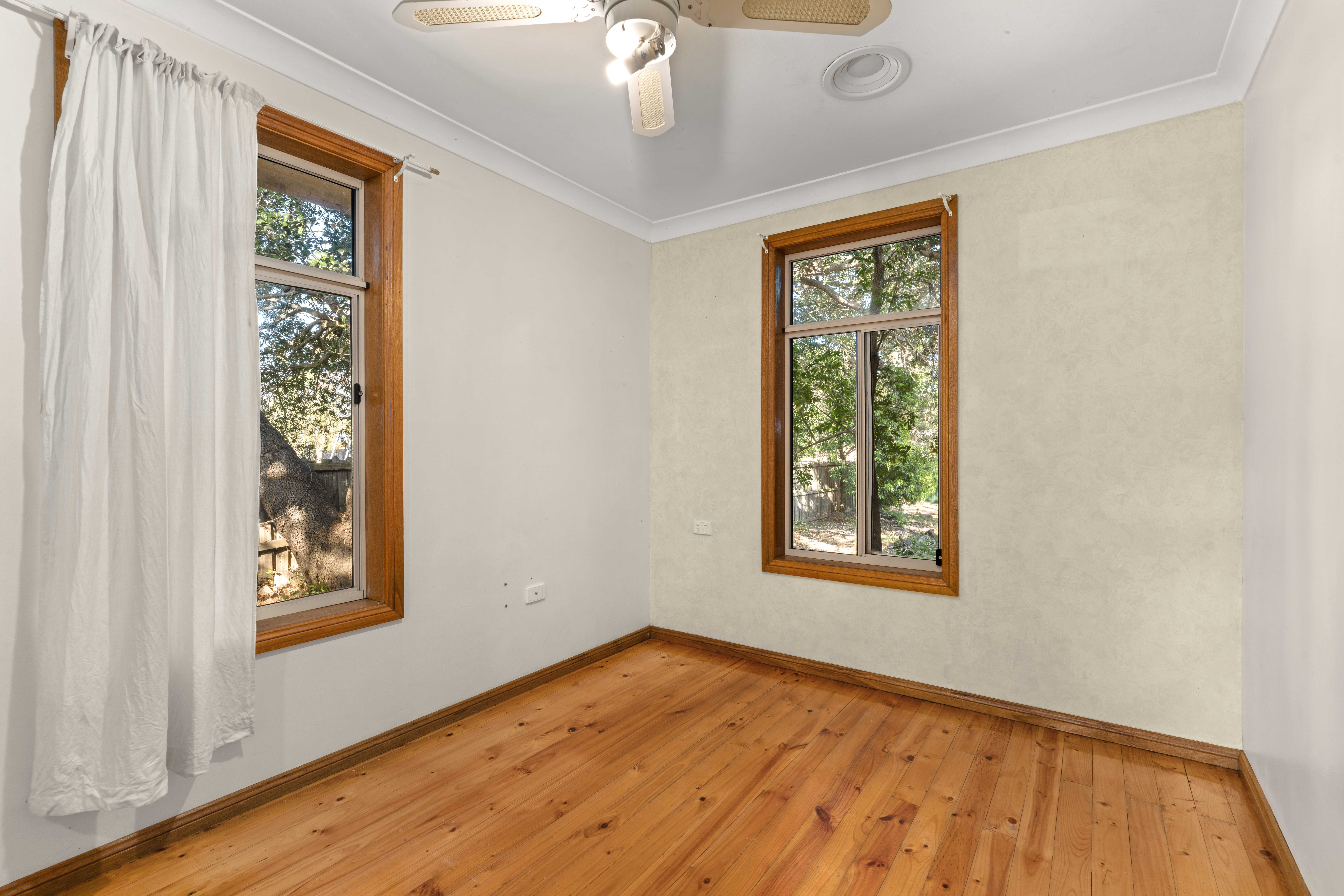 11 Sampson Crescent — photo 6 of 14
