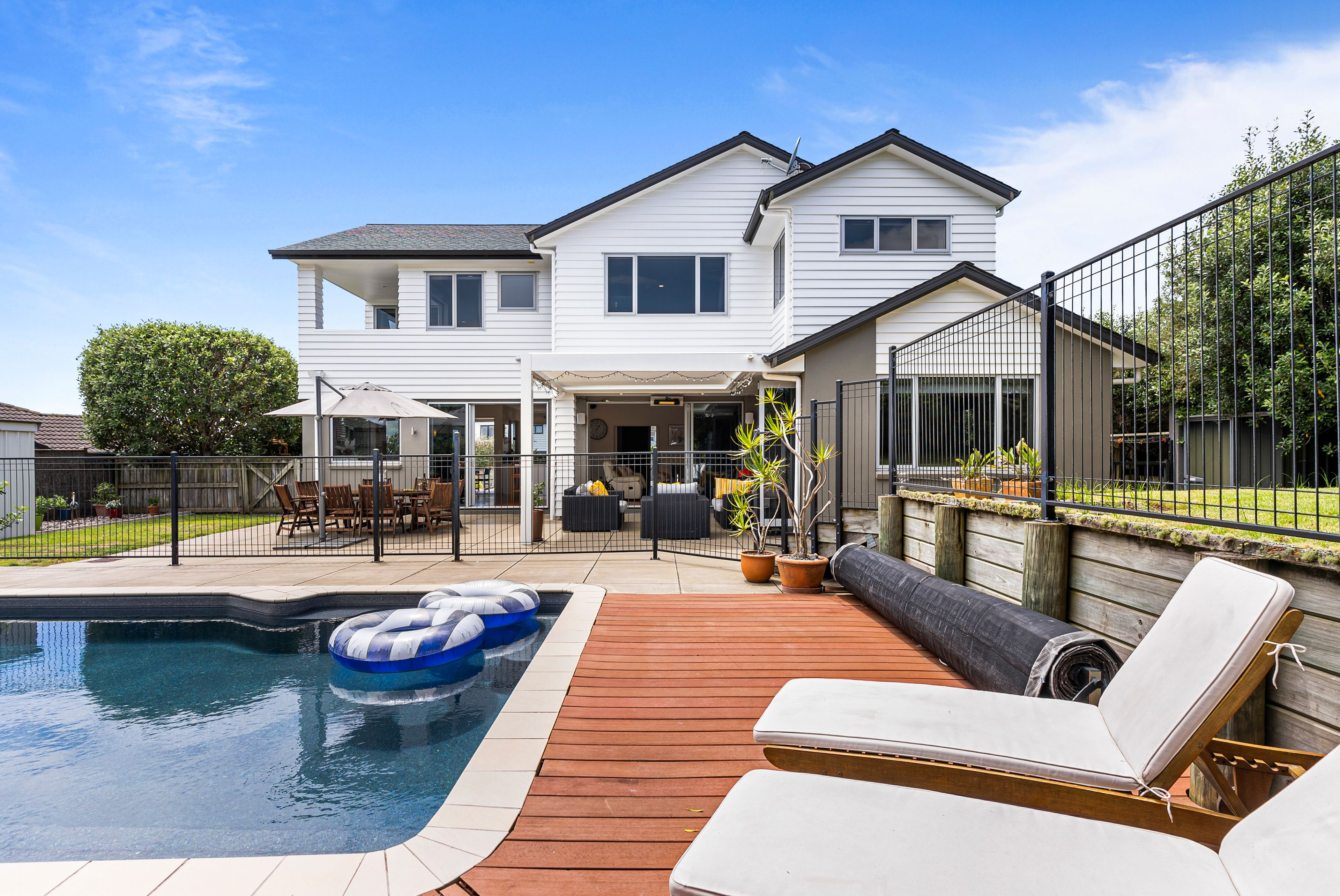 18 Columbia Crescent, Beachlands, Manukau City
