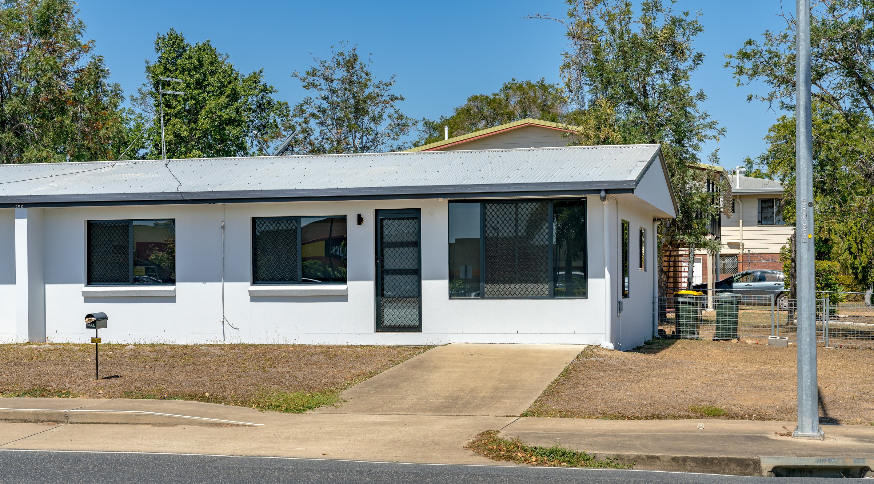 2/302 Farm Street, Norman Gardens, QLD 4701