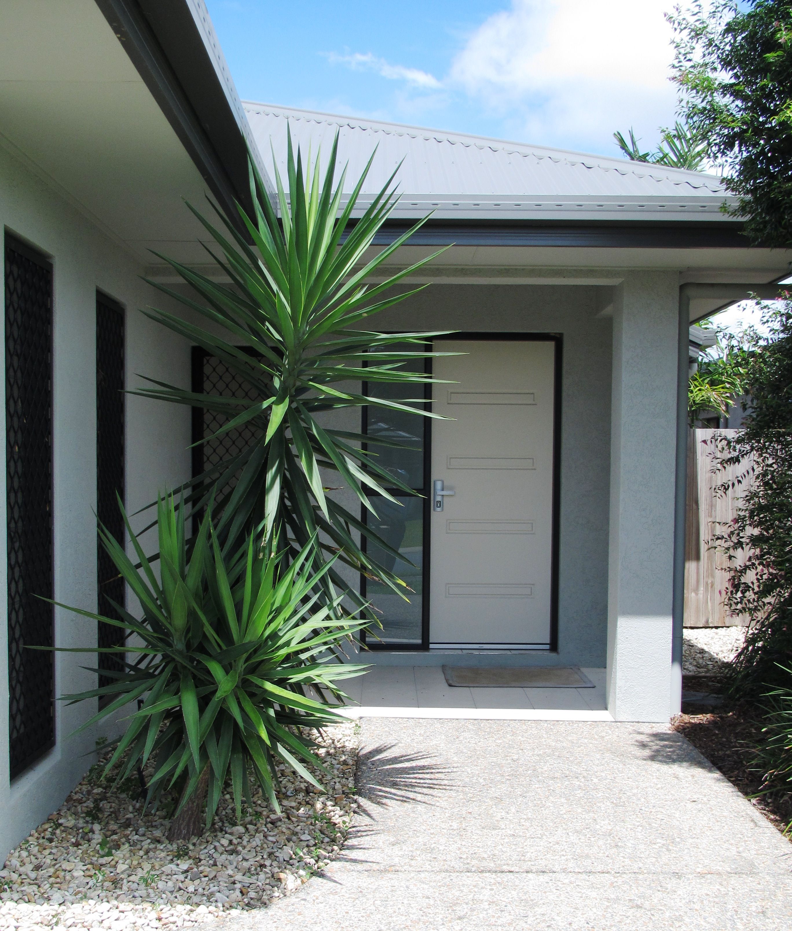 8B Vetiver Street, Trinity Park, QLD 4879