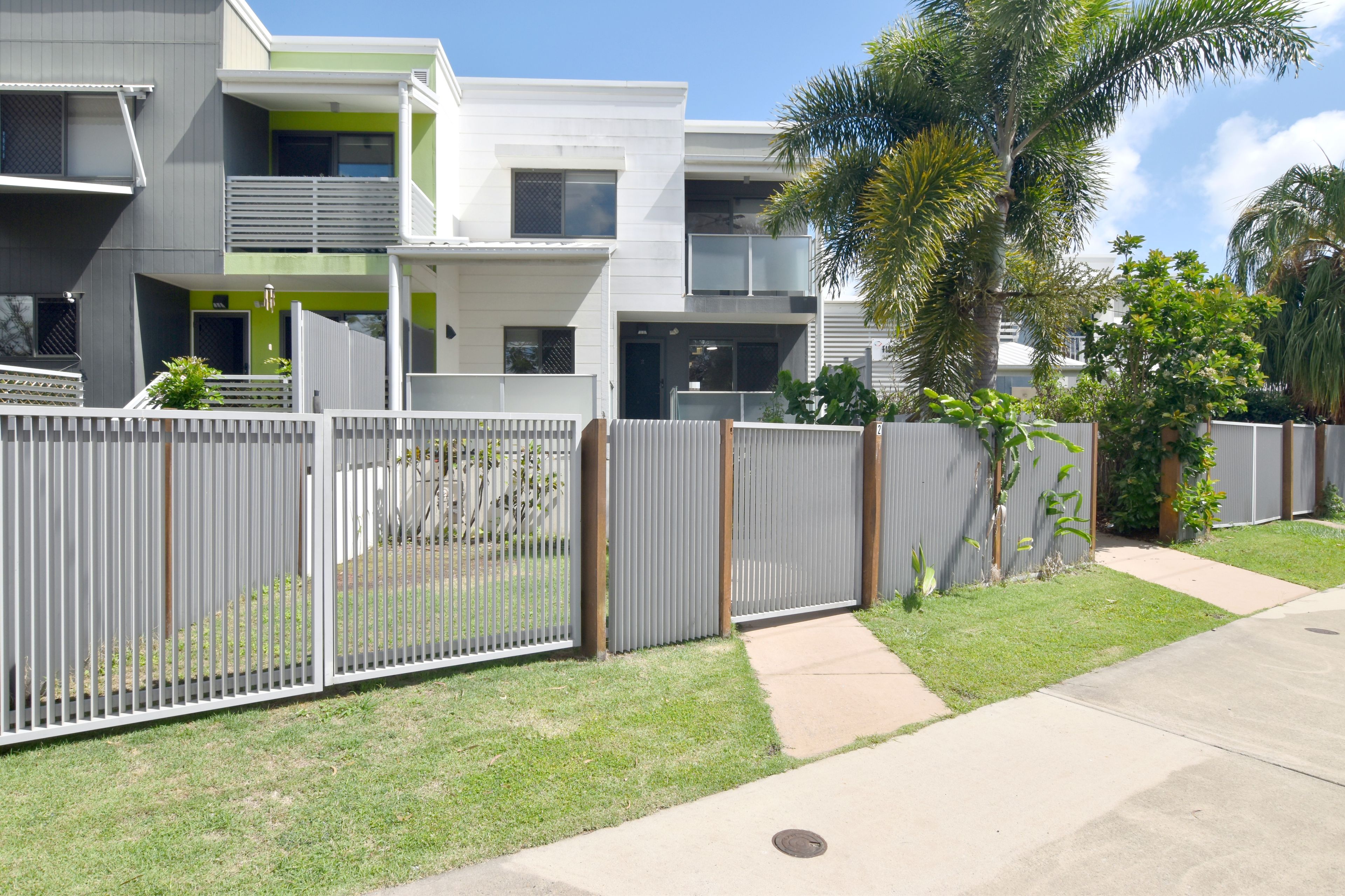 2/9 Fisher Street — photo from Ray White Gladstone