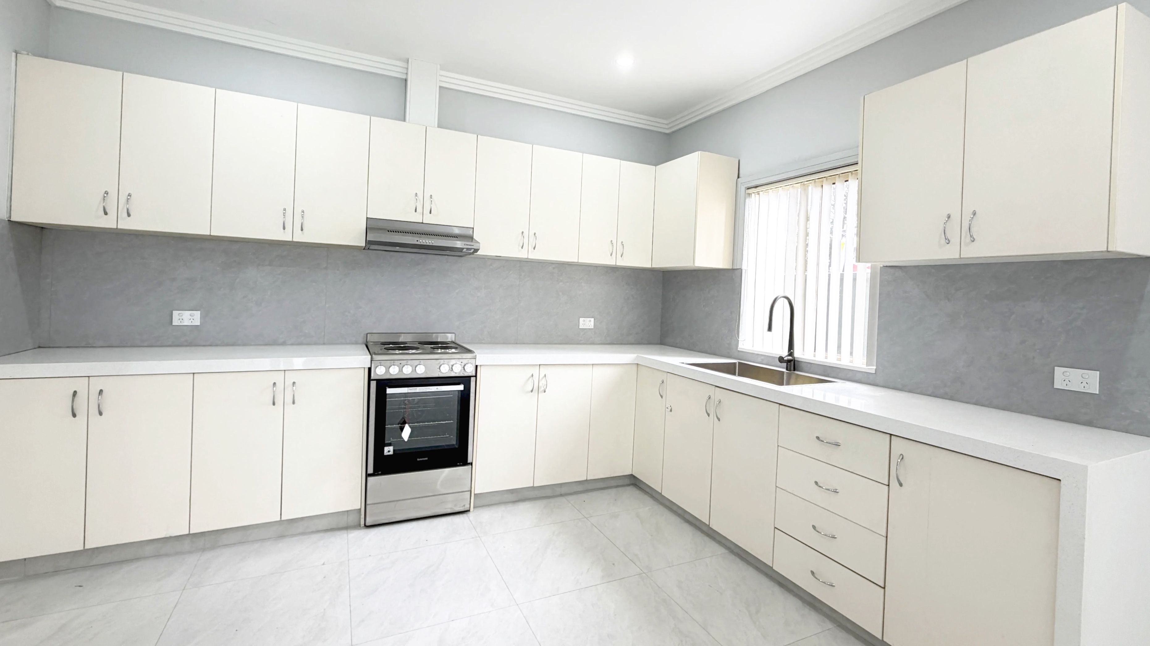 22 Matthews Street, Carramar, NSW 2163