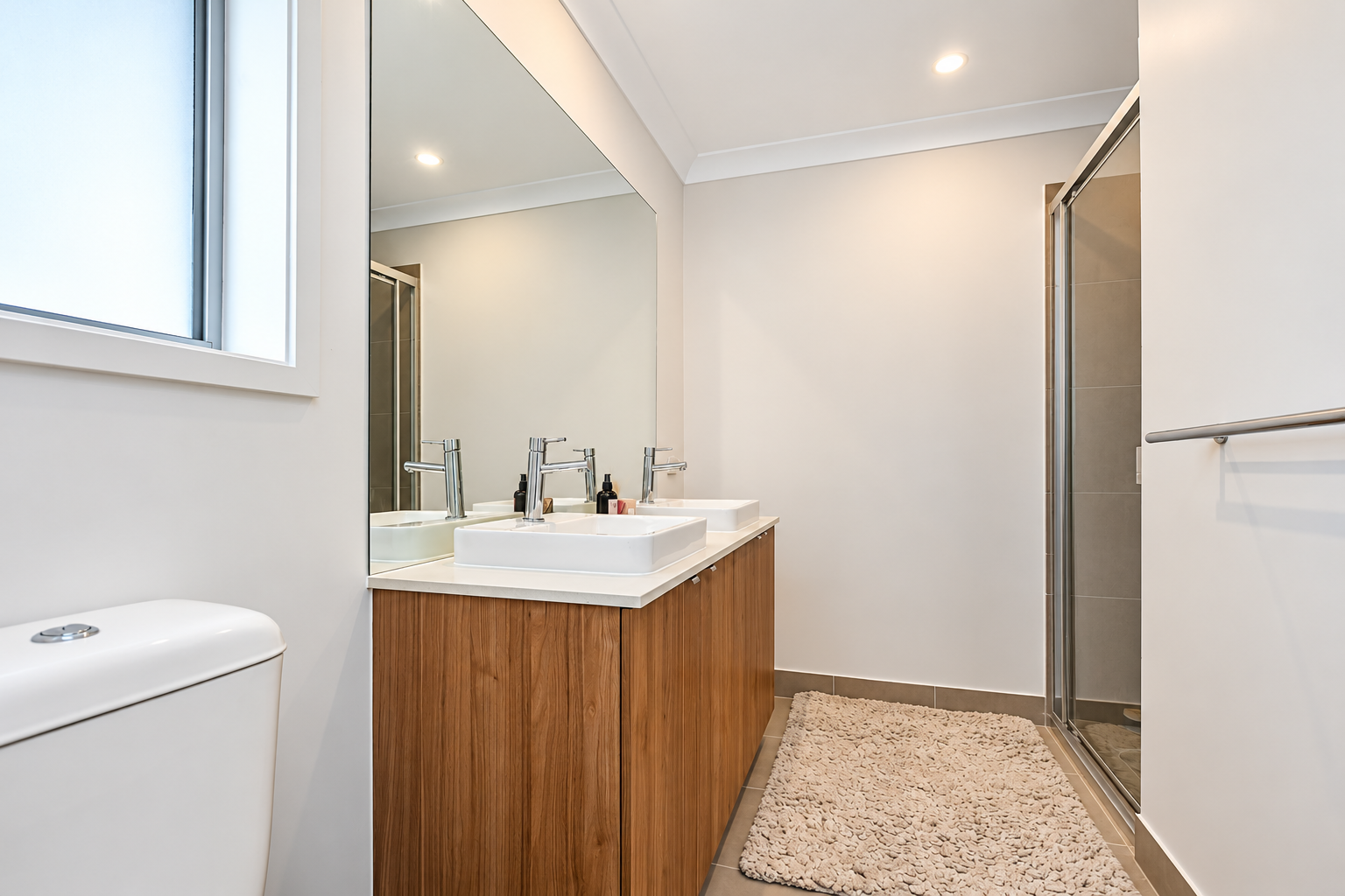 15 Fisher Street — photo 7 of 11