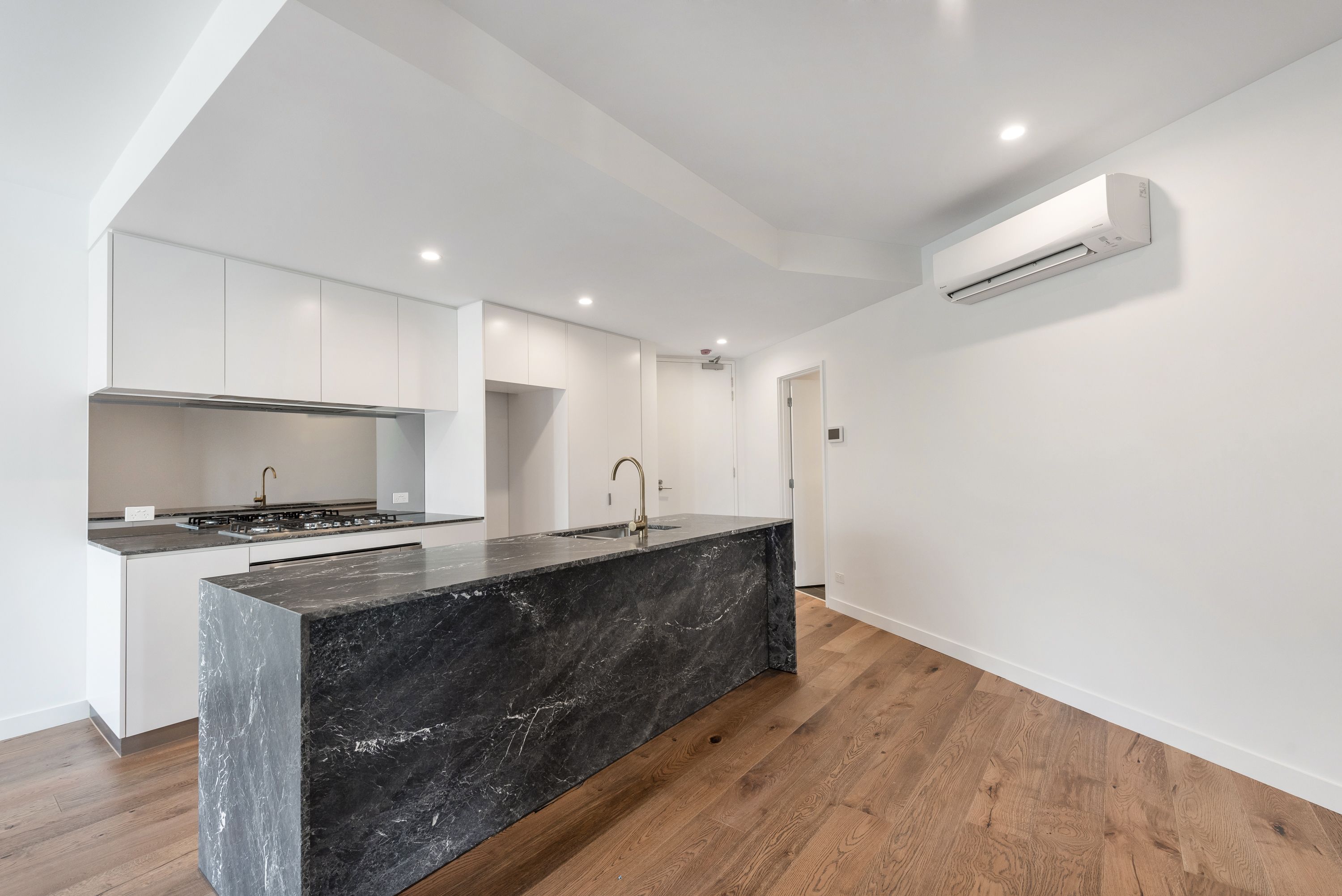 112/1 Lusher Road, Croydon, VIC 3136