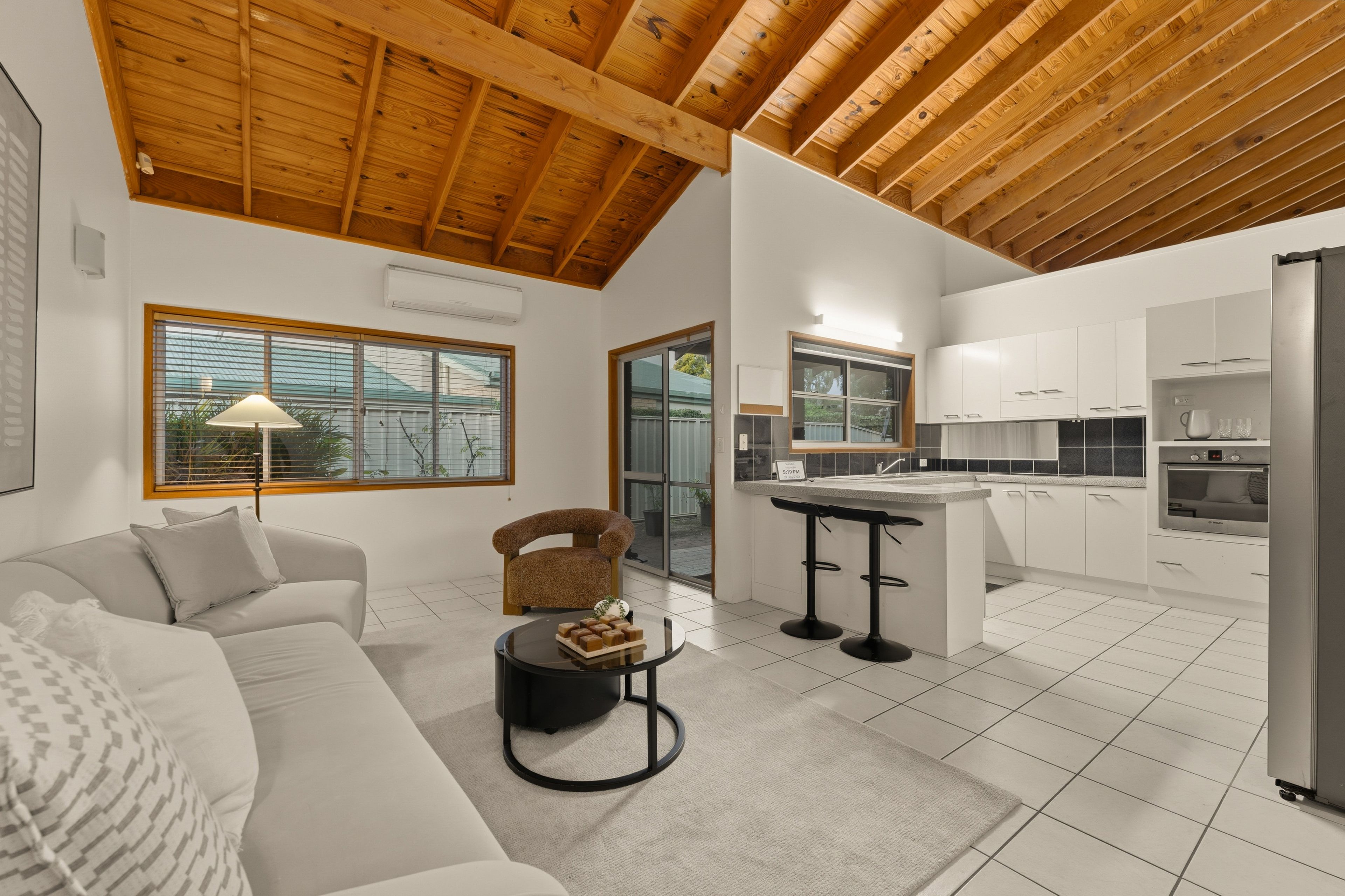 64 Oakleaf Street — photo 8 of 17