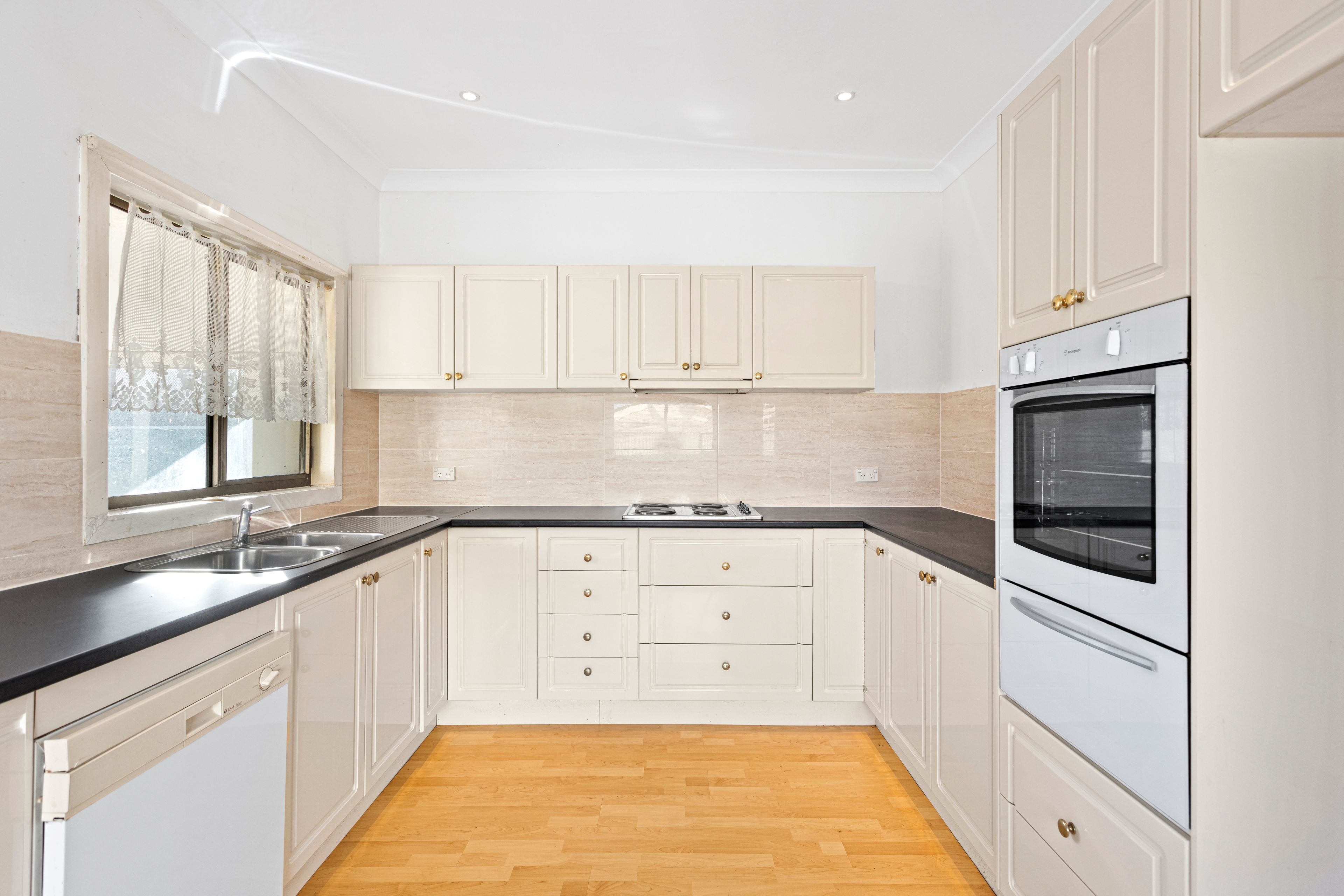 368 Shellharbour Road, Barrack Heights, NSW 2528