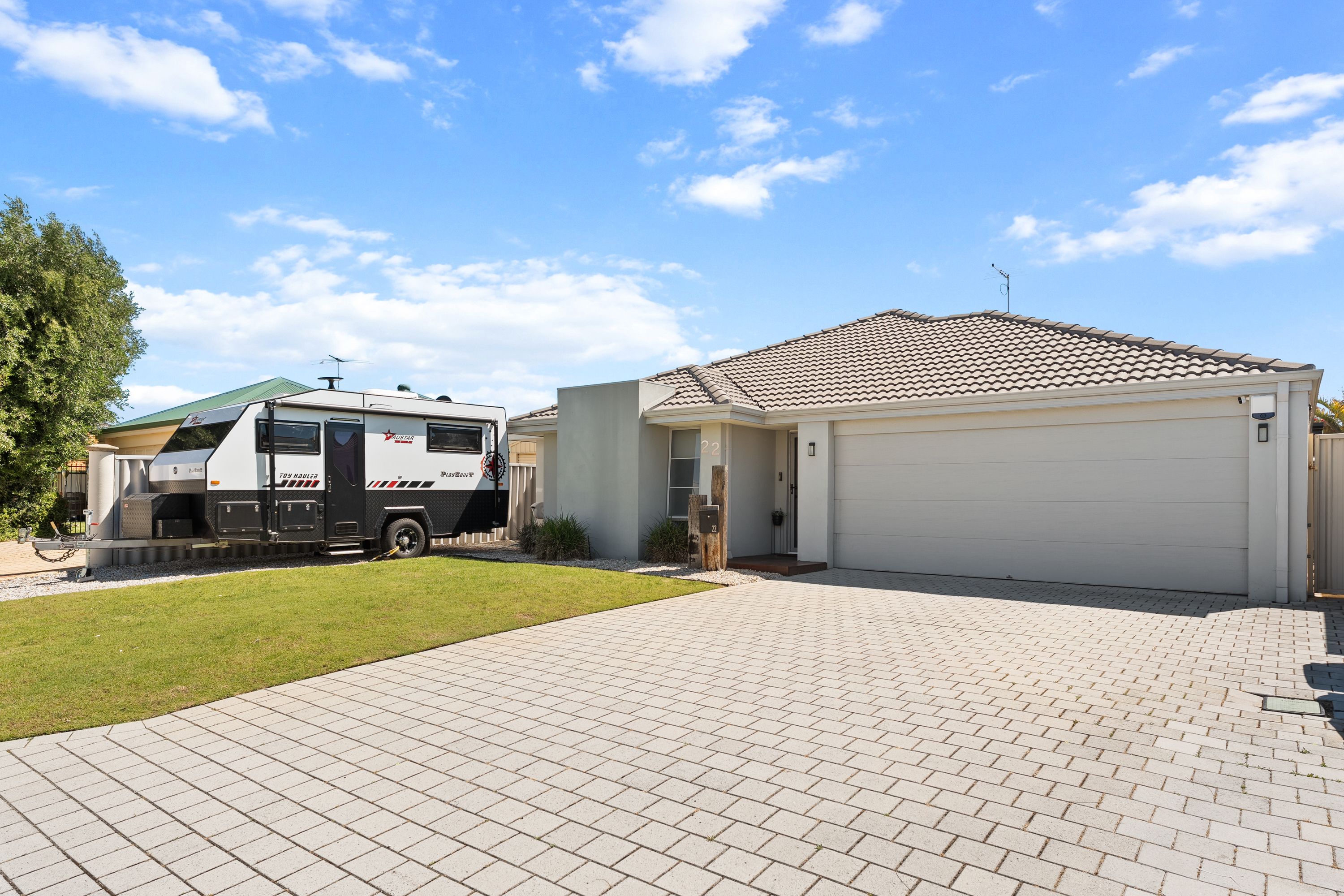 22 Properjohn Drive, Rockingham, WA 6168