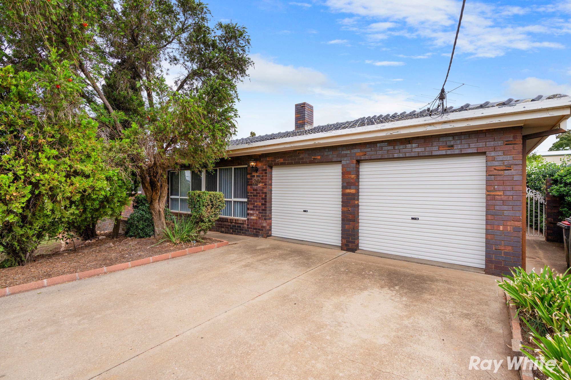 82 Lewis Street, Coolamon, NSW 2701