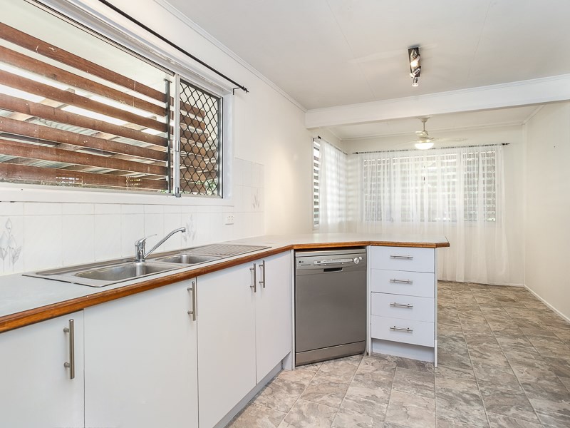 188 School Road, Kallangur, QLD 4503