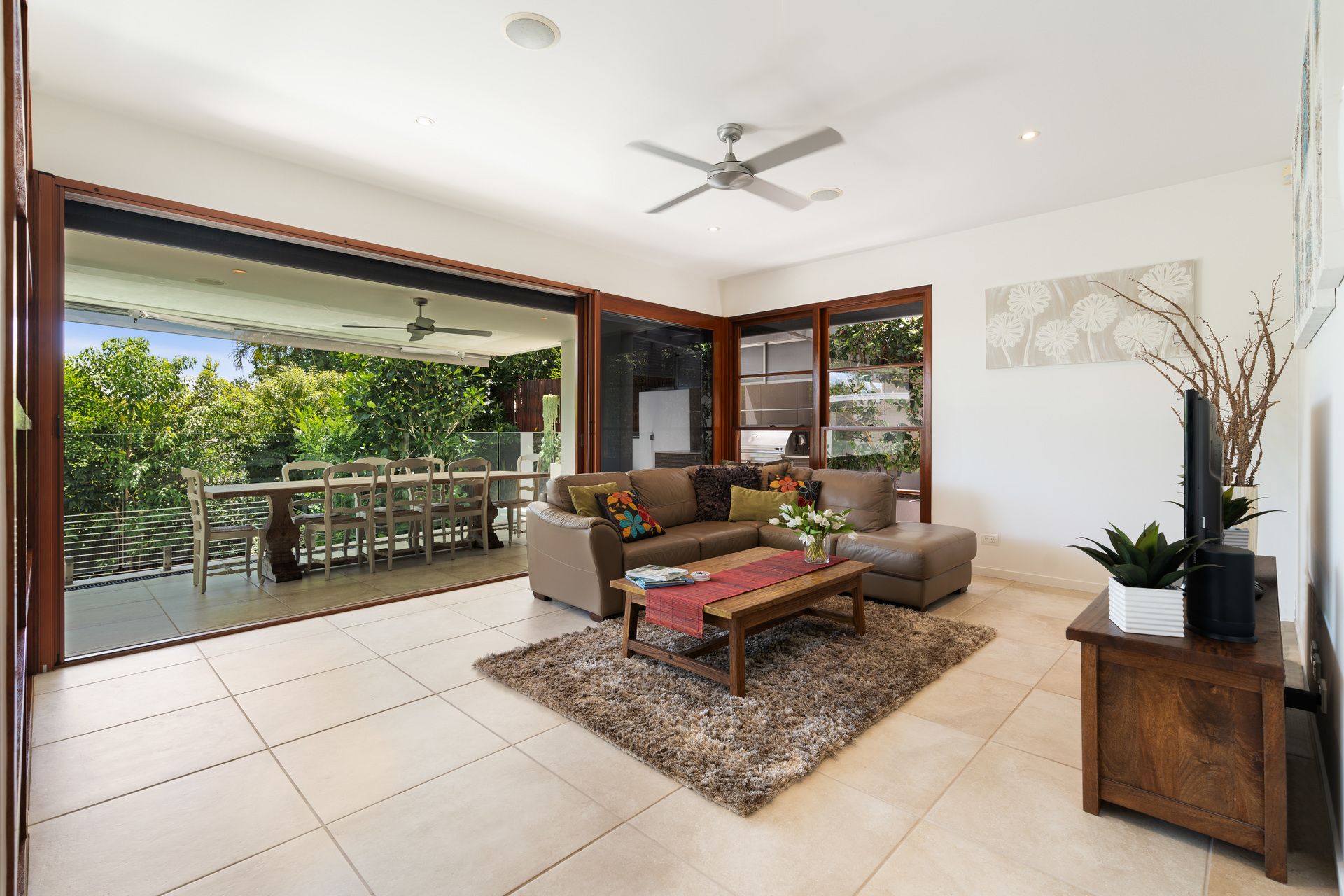 11 Eugarie Street — photo 16 of 30