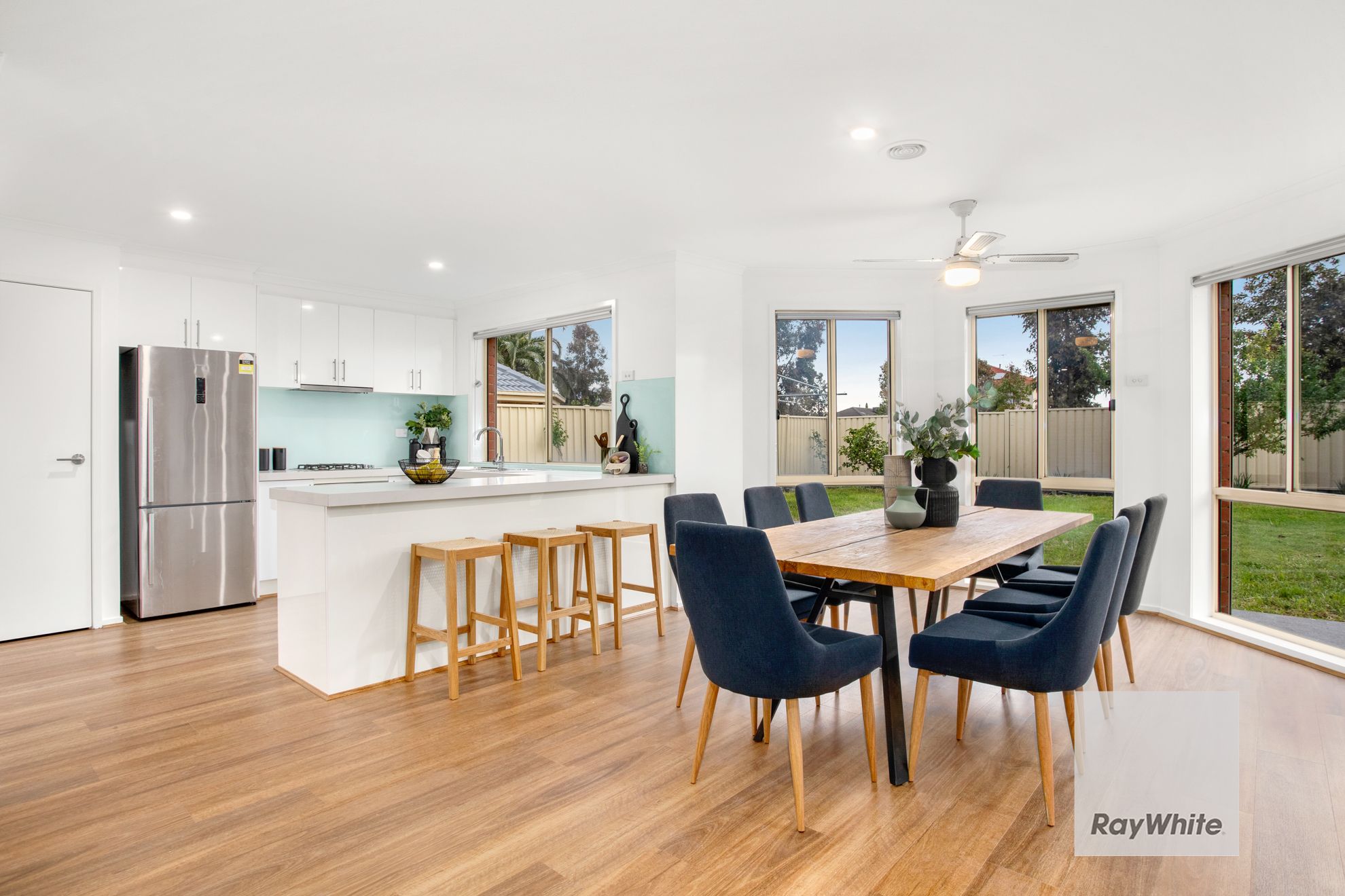 27 Tussock Crescent — photo 7 of 20