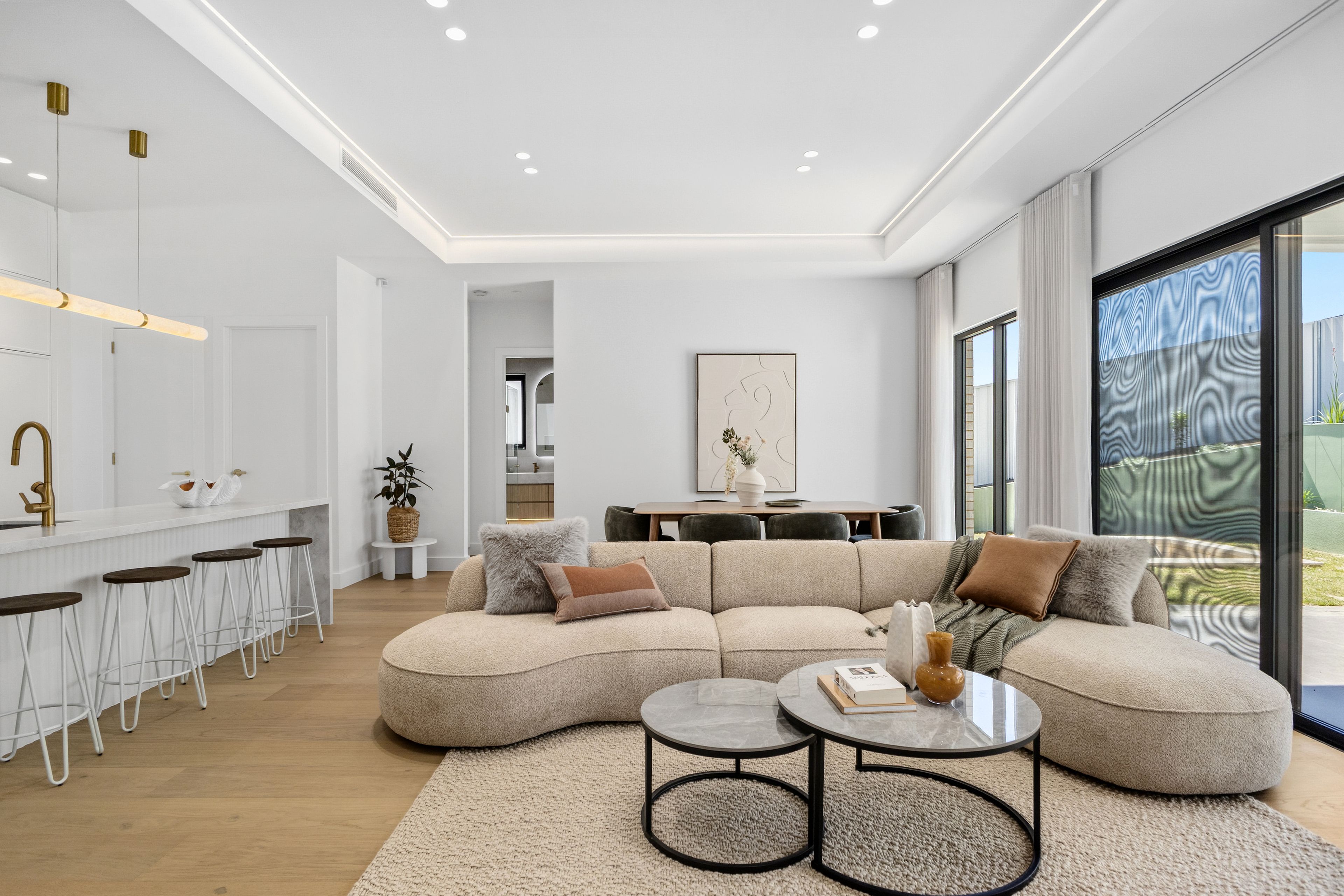32 Ross Street — photo 6 of 19