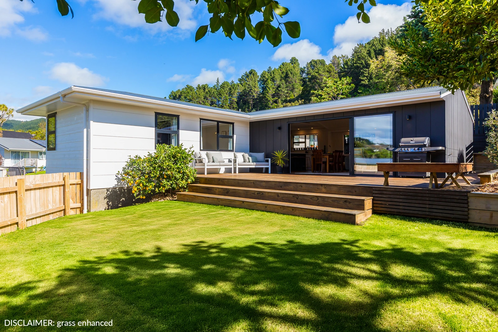 86 Field Street, Silverstream, Upper Hutt City