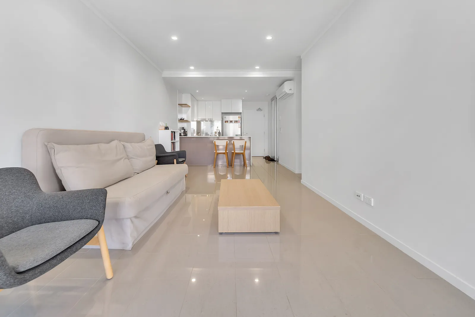 1201/8 Lochaber Street, Dutton Park