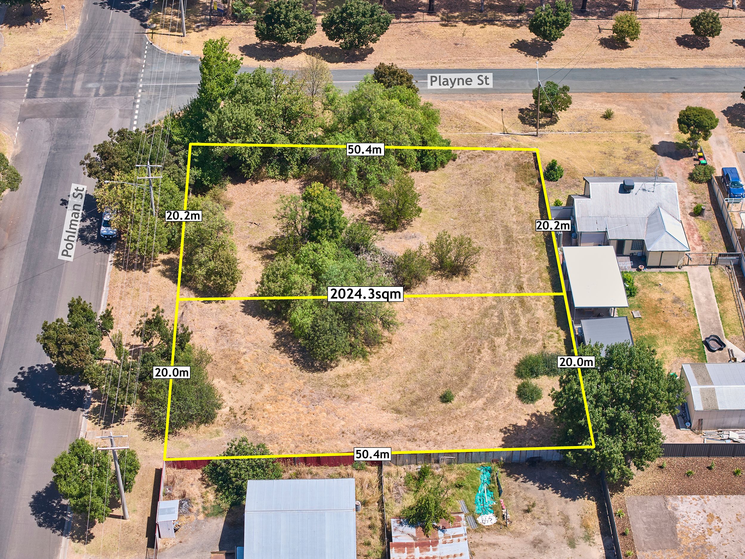 16 Pohlman Street, Heathcote, VIC 3523