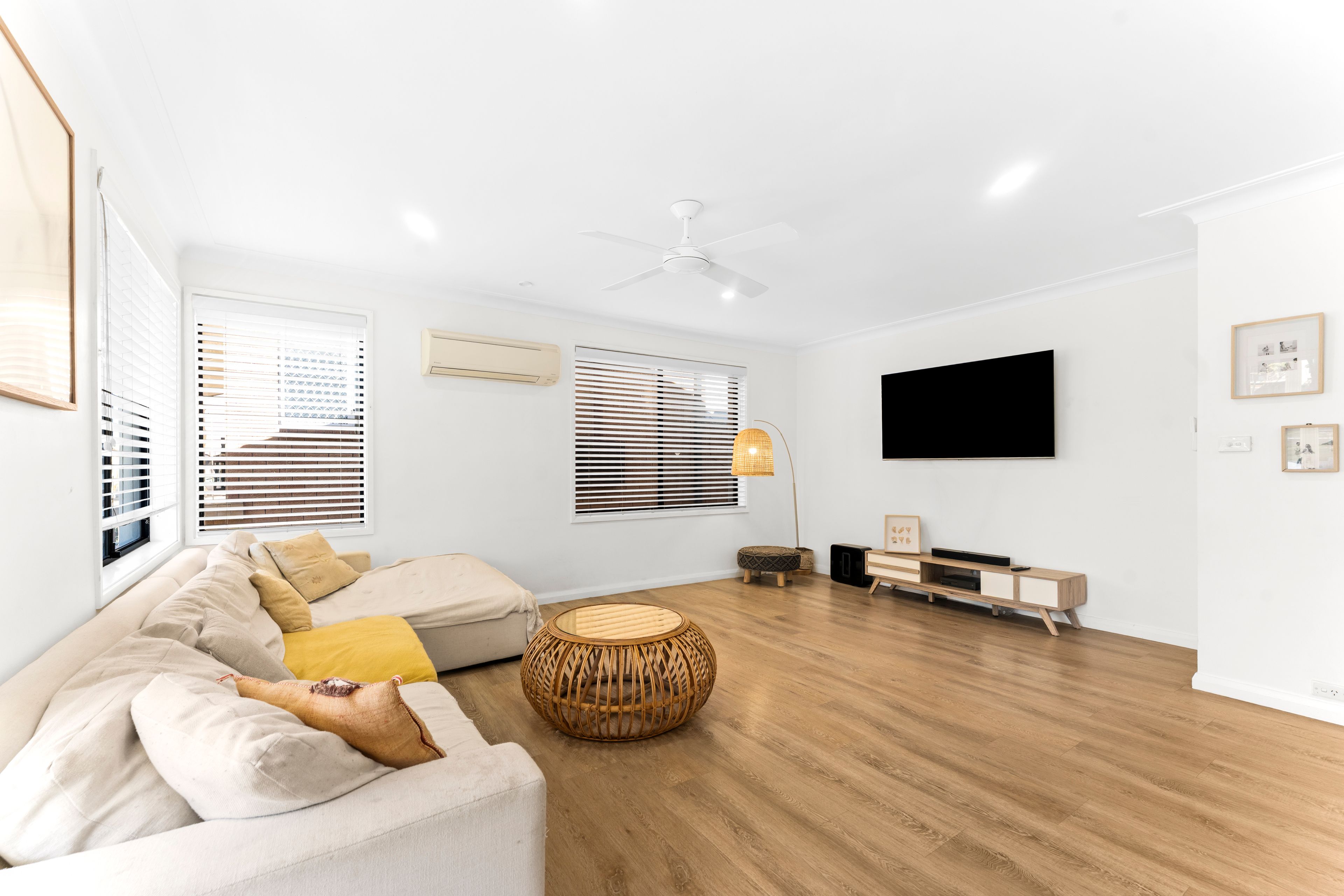 11 Haig Street — photo 3 of 23