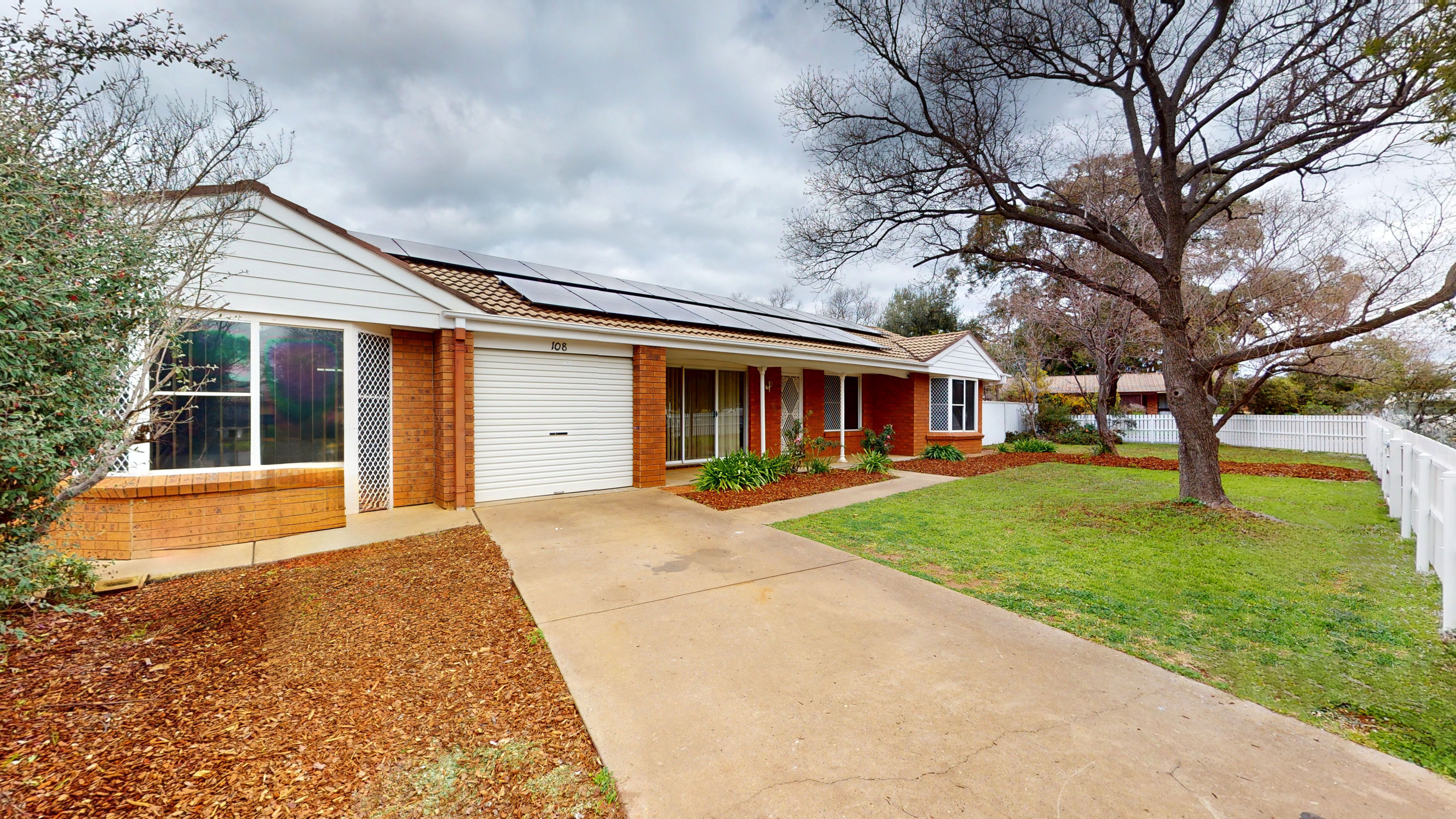 108 Baird Drive, Dubbo NSW 2830