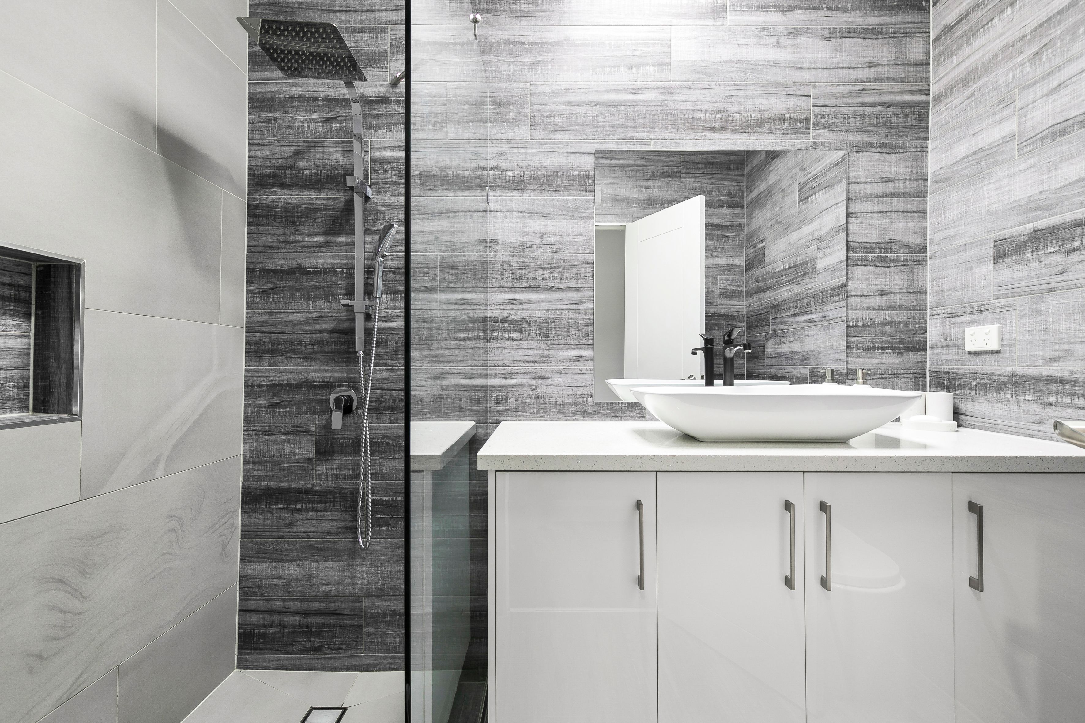 32 Chestnut Street — photo 10 of 15