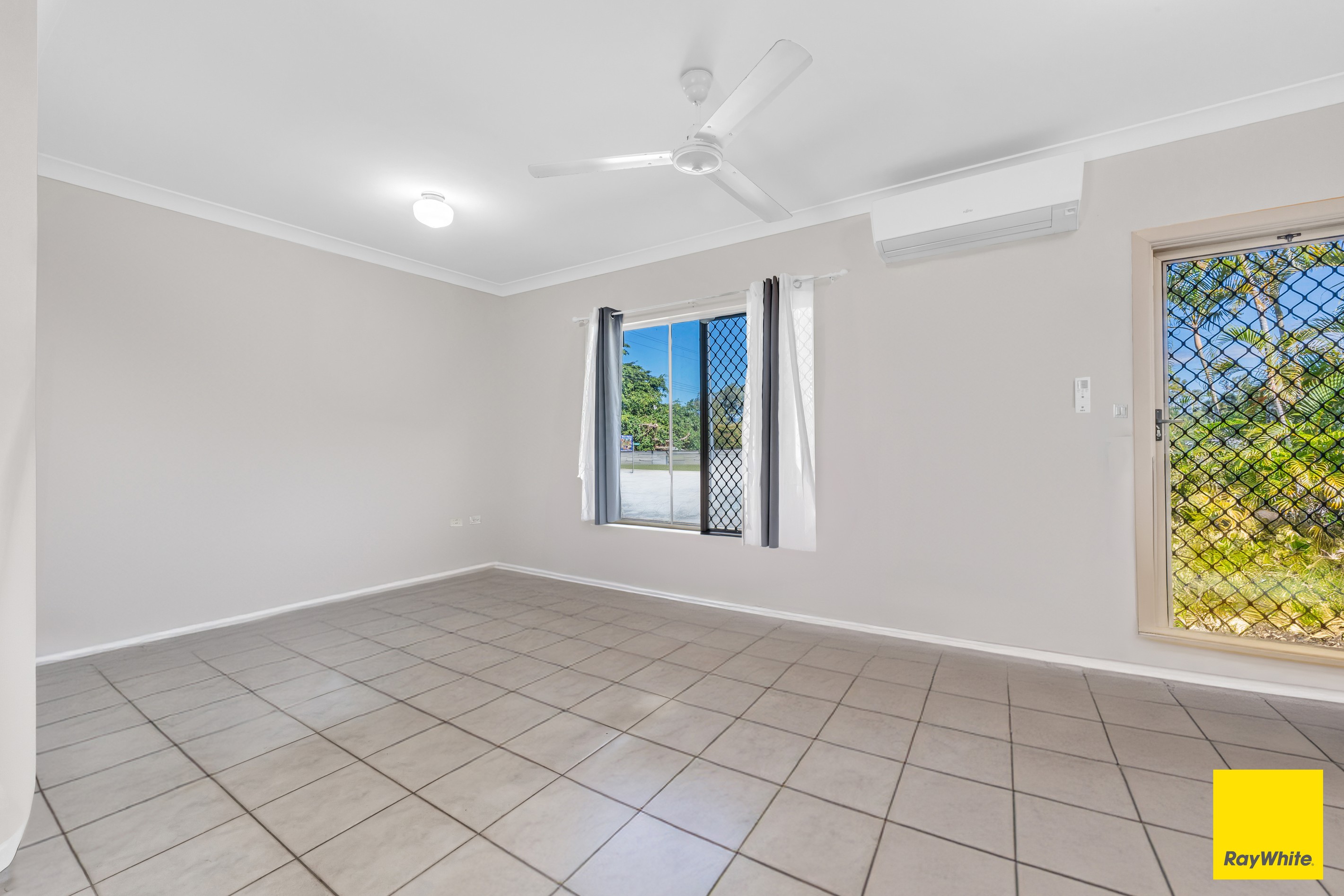 45 Giffin Road, White Rock, QLD 4868