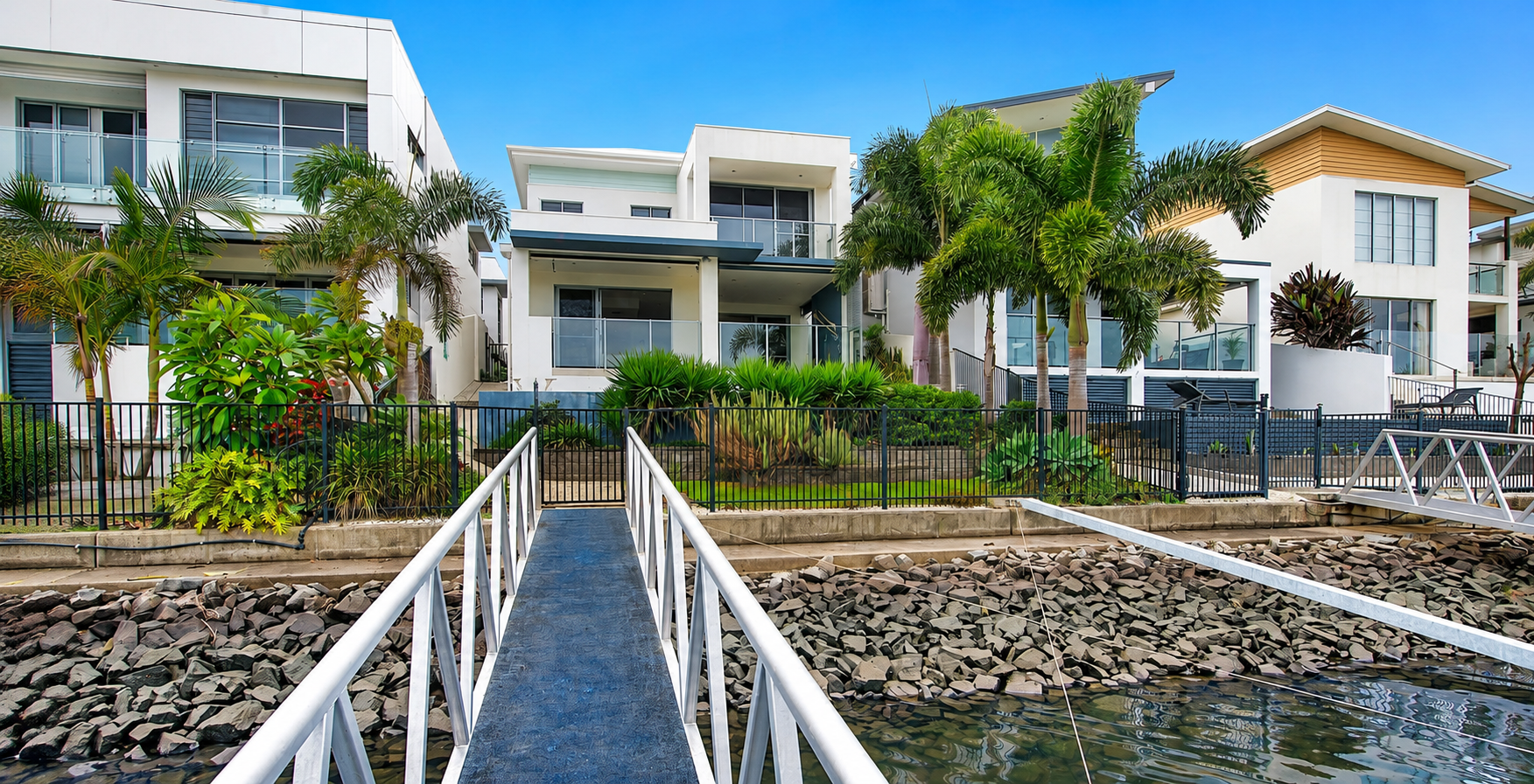 35 Harbourvue Court, Helensvale, QLD 4212
