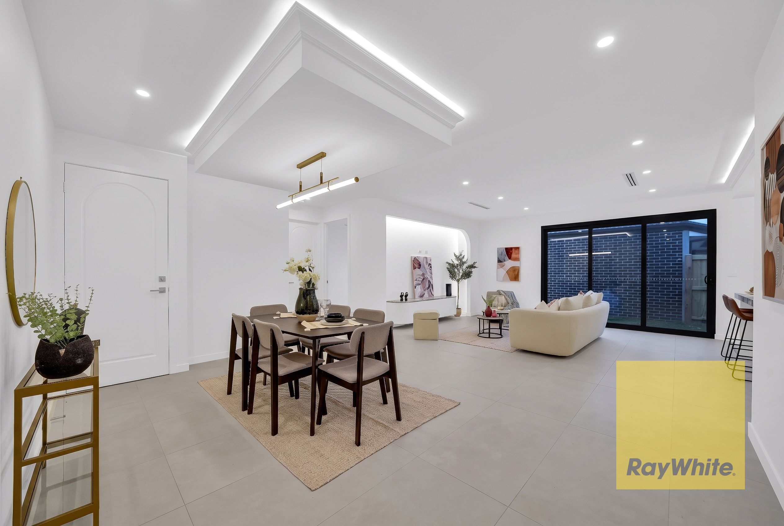 43 Palm Circuit — photo 9 of 26