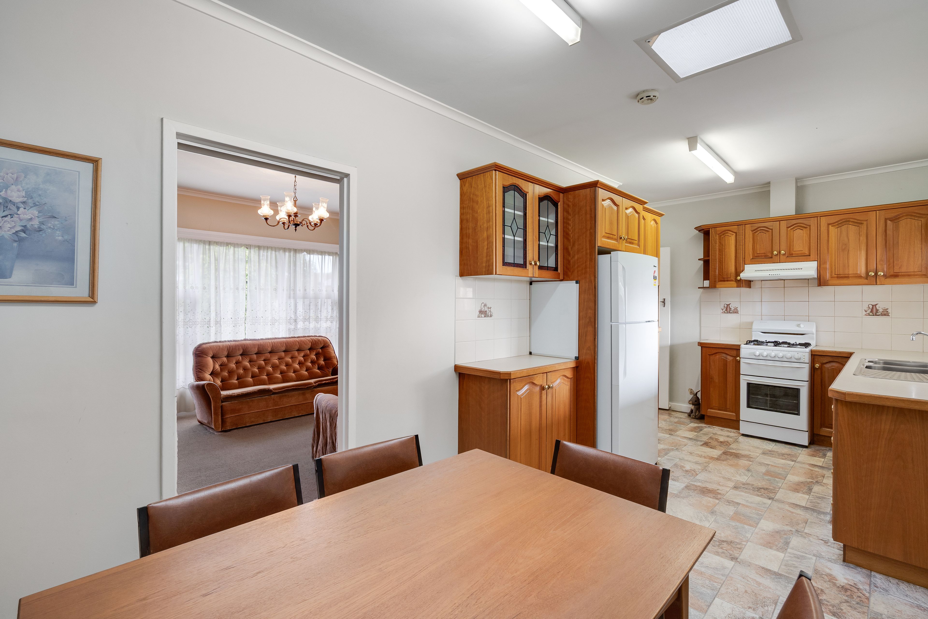 38 Ayredale Avenue — photo 6 of 23