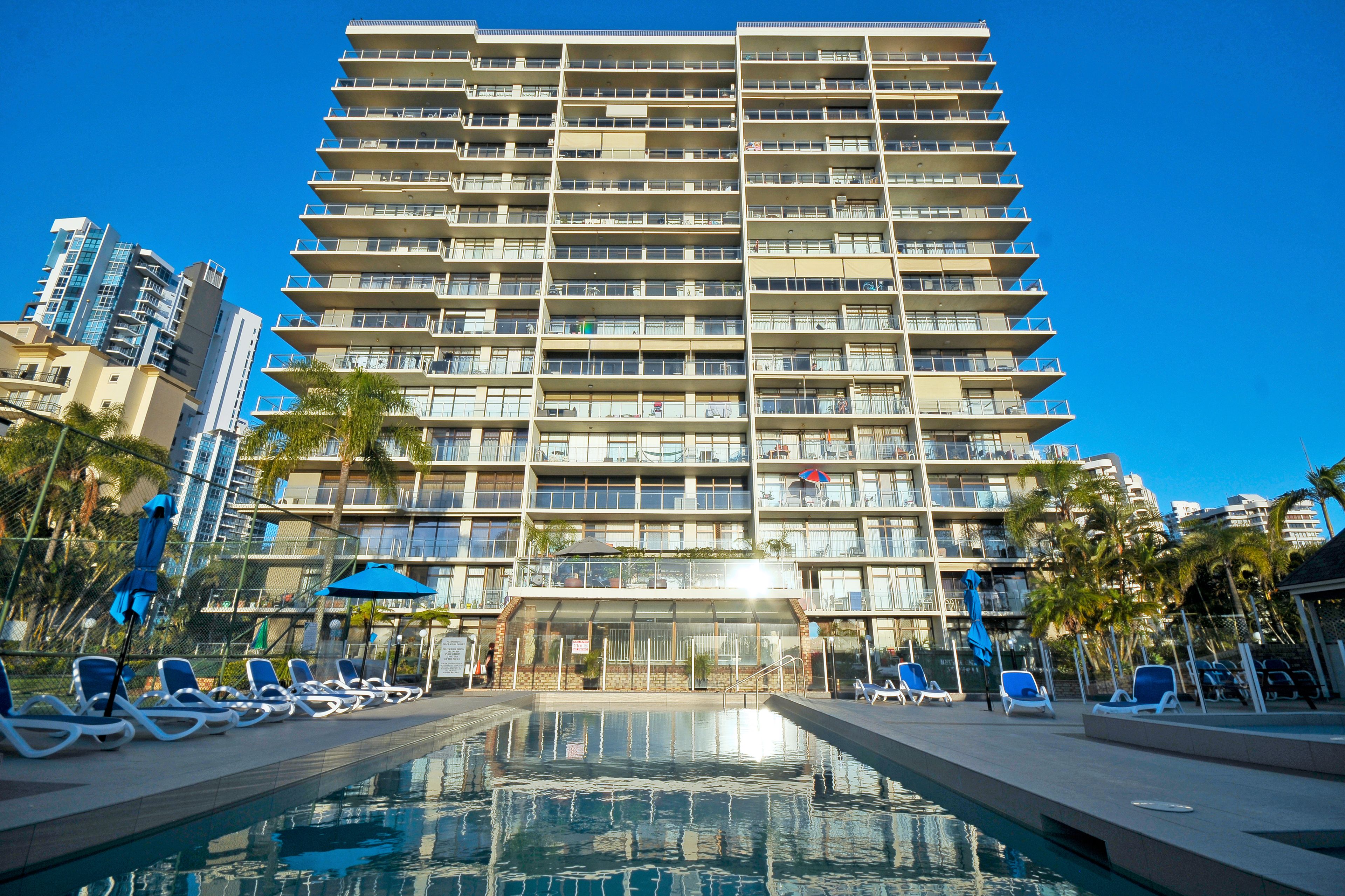 33 Thornton Street, Surfers Paradise QLD 4217
