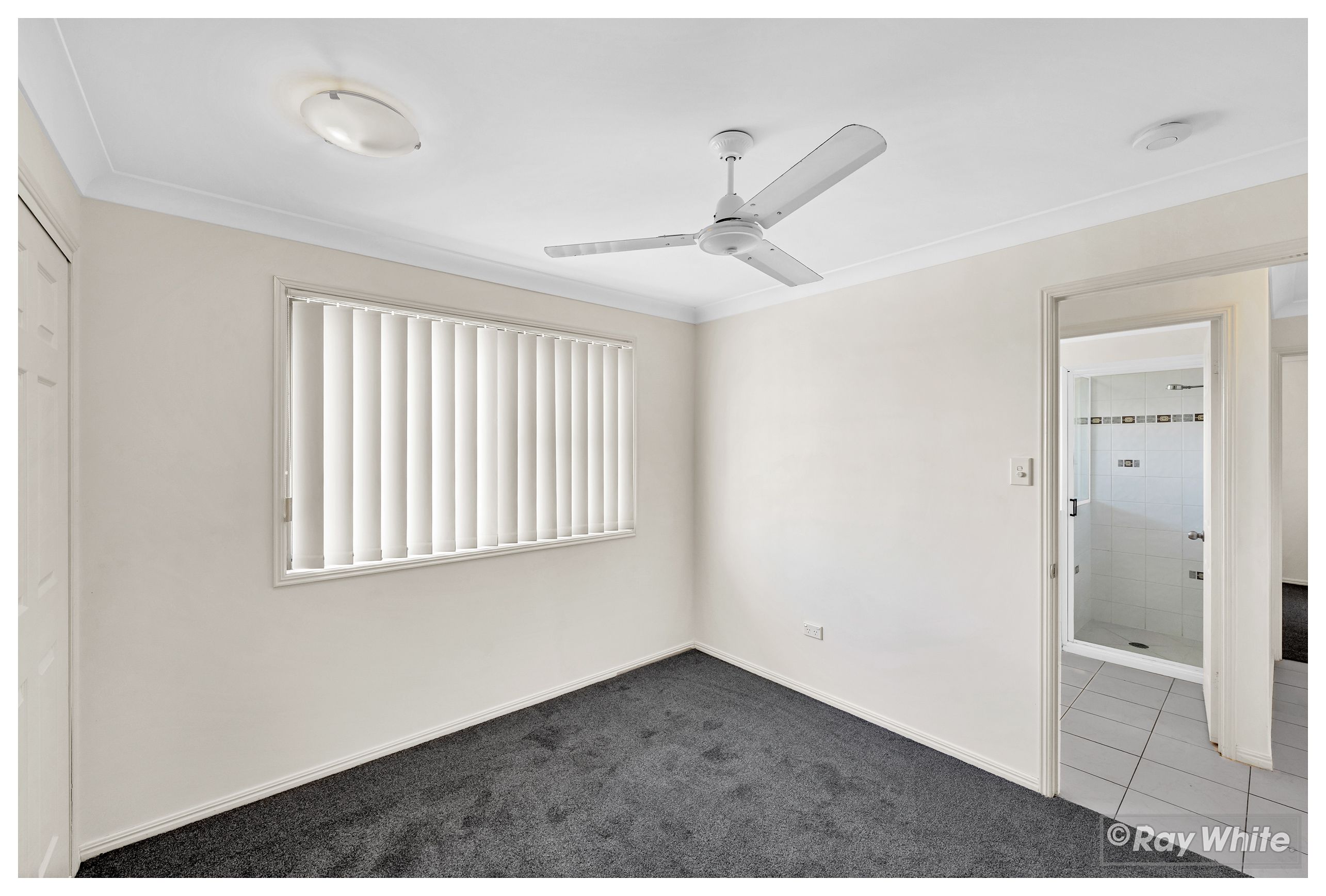 28 Donovan Crescent — photo 16 of 30