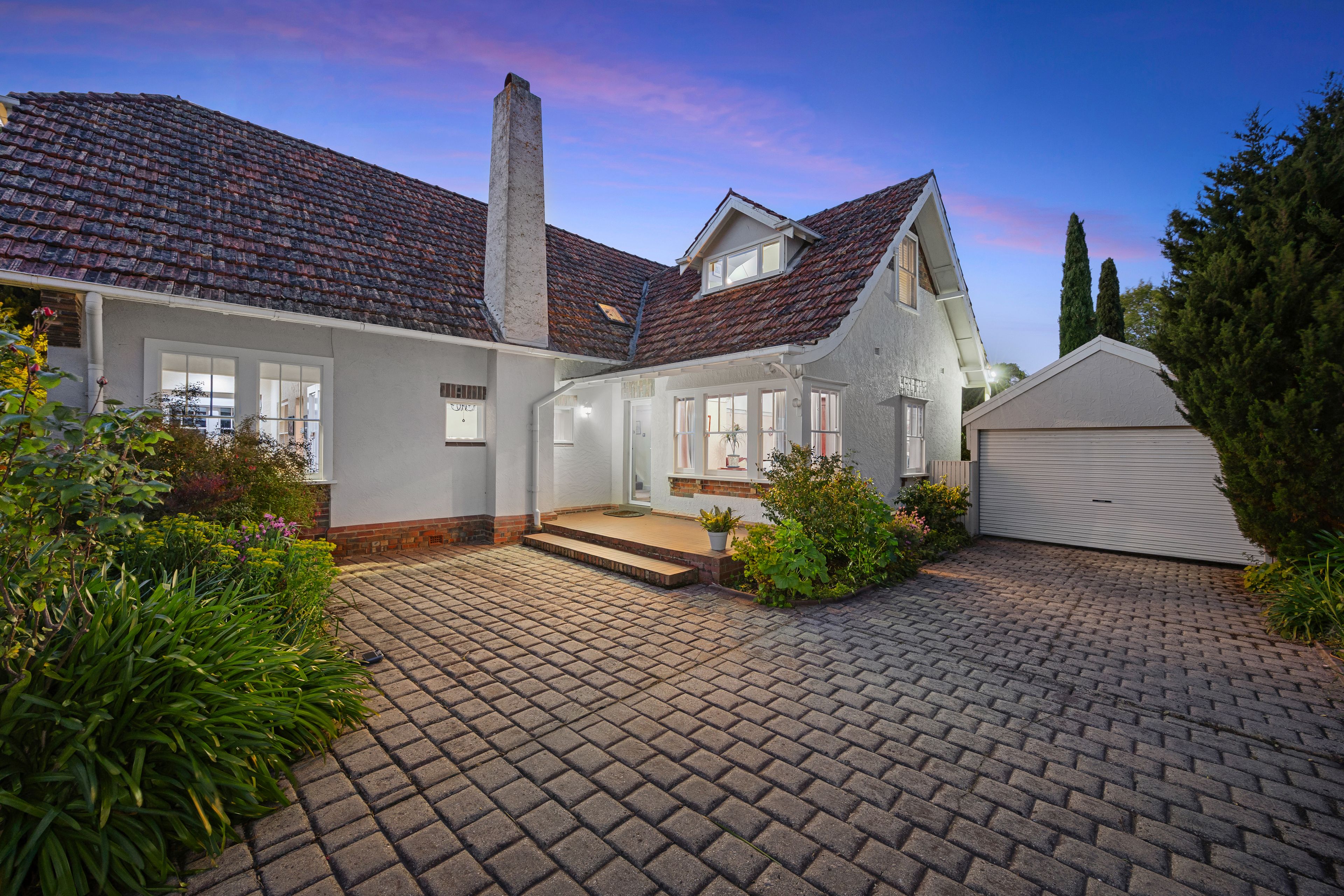 1722 Sturt Street, Lake Wendouree, VIC 3350