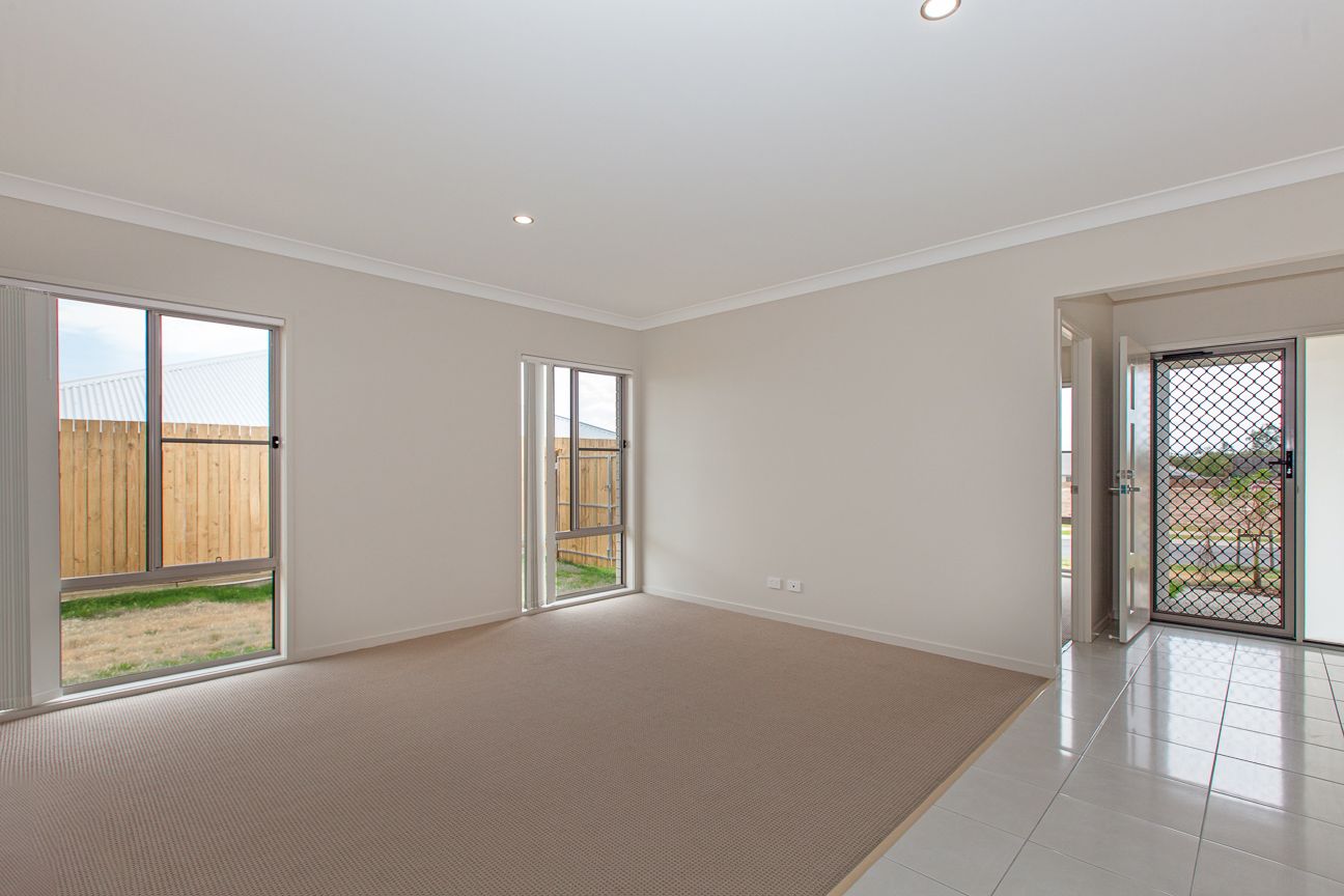 6 Matthias Way, Leichhardt, QLD 4305