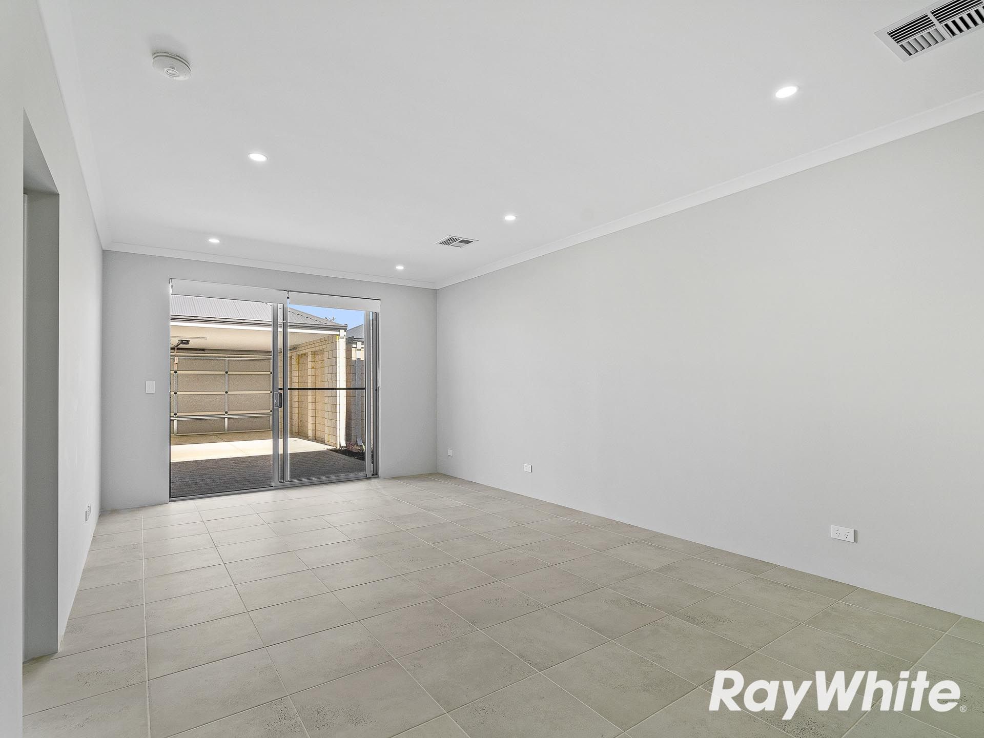21 Ironstone Lane — photo 5 of 13